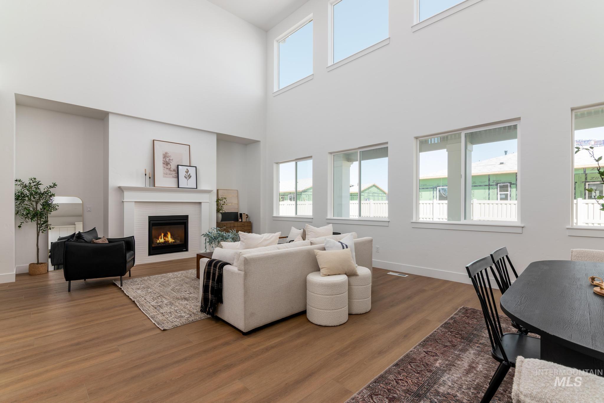 1138 W Osceola St, Middleton, Idaho 83644, 5 Bedrooms, 4.5 Bathrooms, Residential For Sale, Price $744,000,MLS 98973678