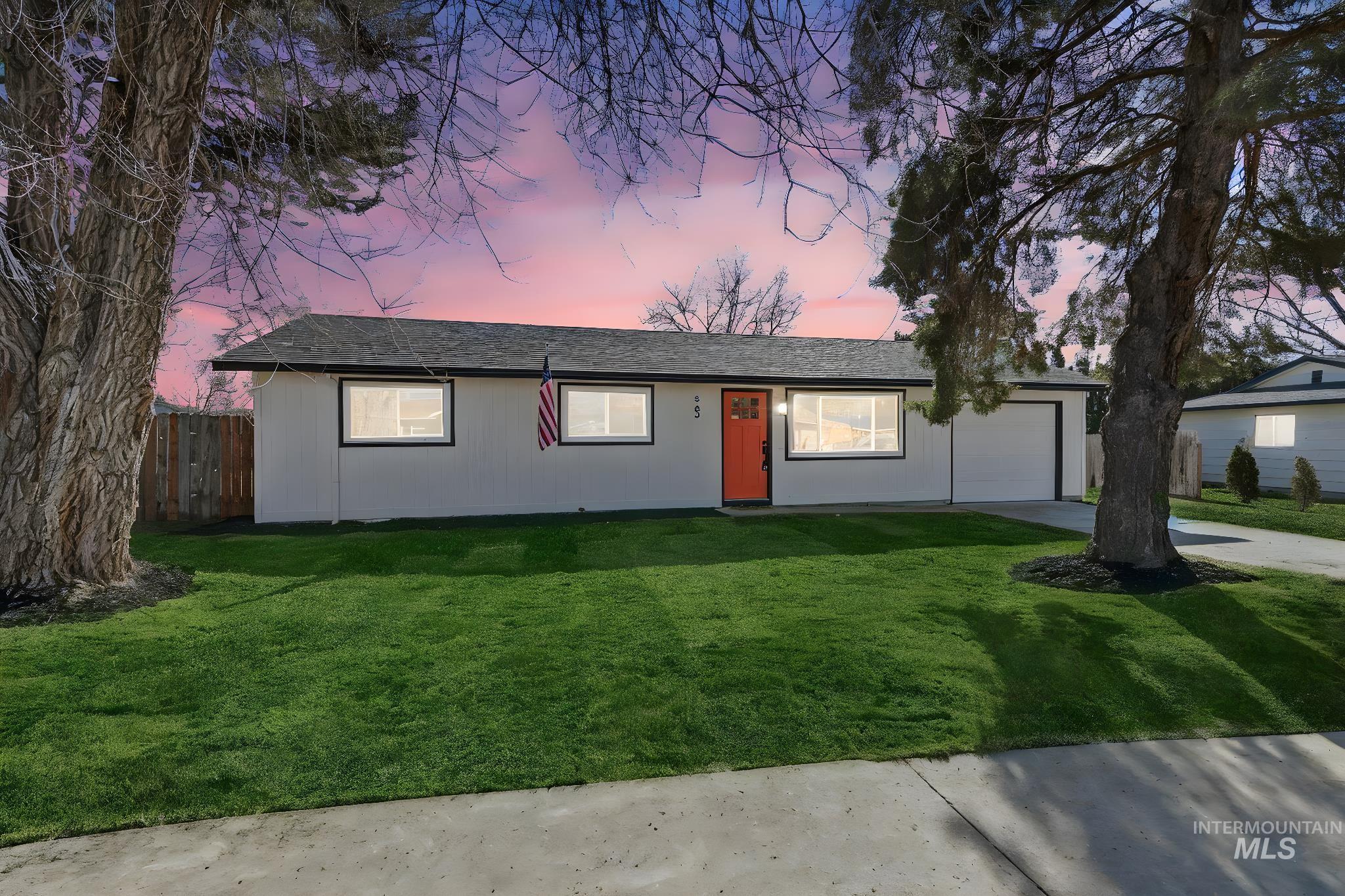 563 W Trini St, Kuna, Idaho 83634, 3 Bedrooms, 1 Bathroom, Residential For Sale, Price $369,990,MLS 98973679