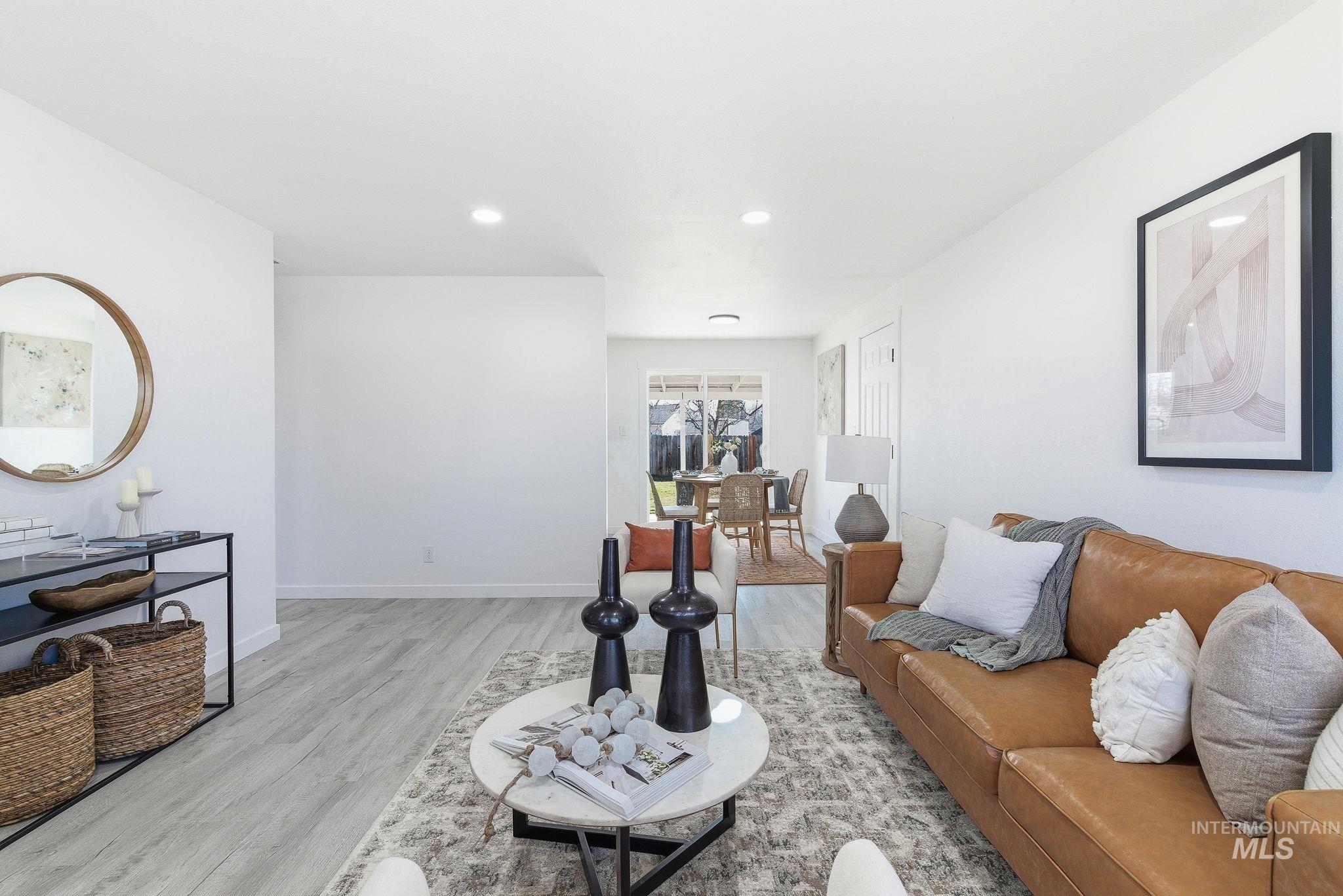 563 W Trini St, Kuna, Idaho 83634, 3 Bedrooms, 1 Bathroom, Residential For Sale, Price $369,990,MLS 98973679