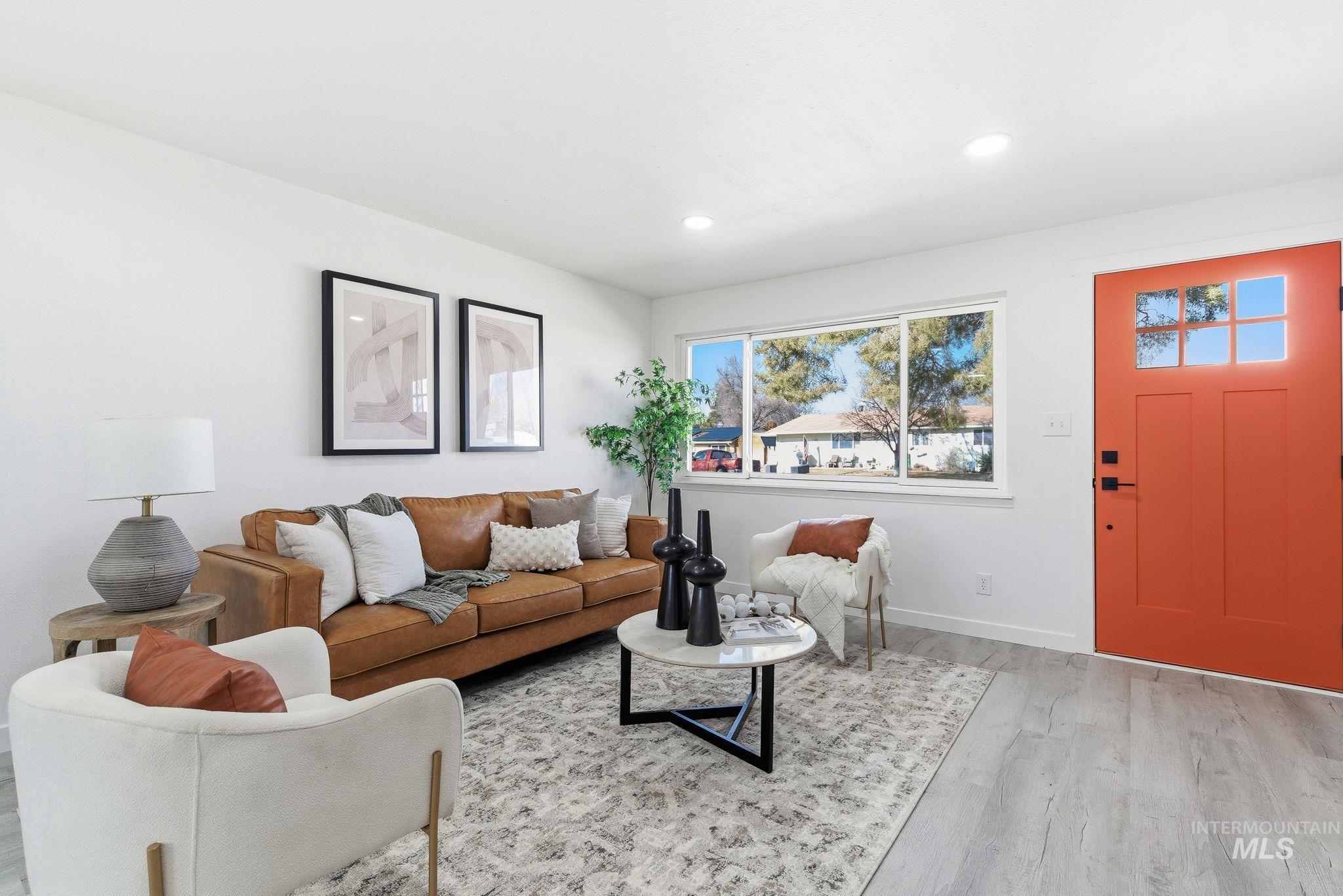 563 W Trini St, Kuna, Idaho 83634, 3 Bedrooms, 1 Bathroom, Residential For Sale, Price $369,990,MLS 98973679