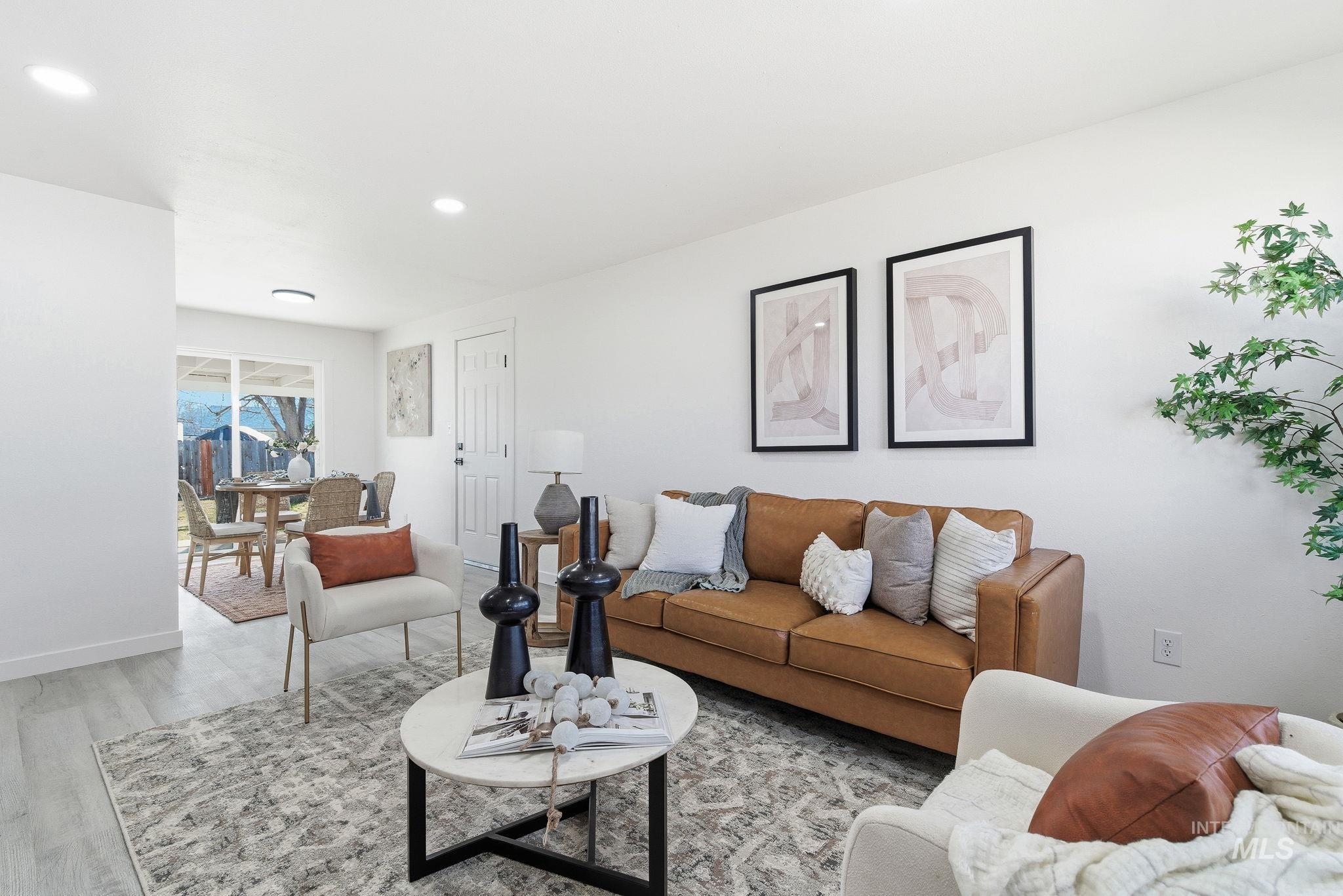 563 W Trini St, Kuna, Idaho 83634, 3 Bedrooms, 1 Bathroom, Residential For Sale, Price $369,990,MLS 98973679