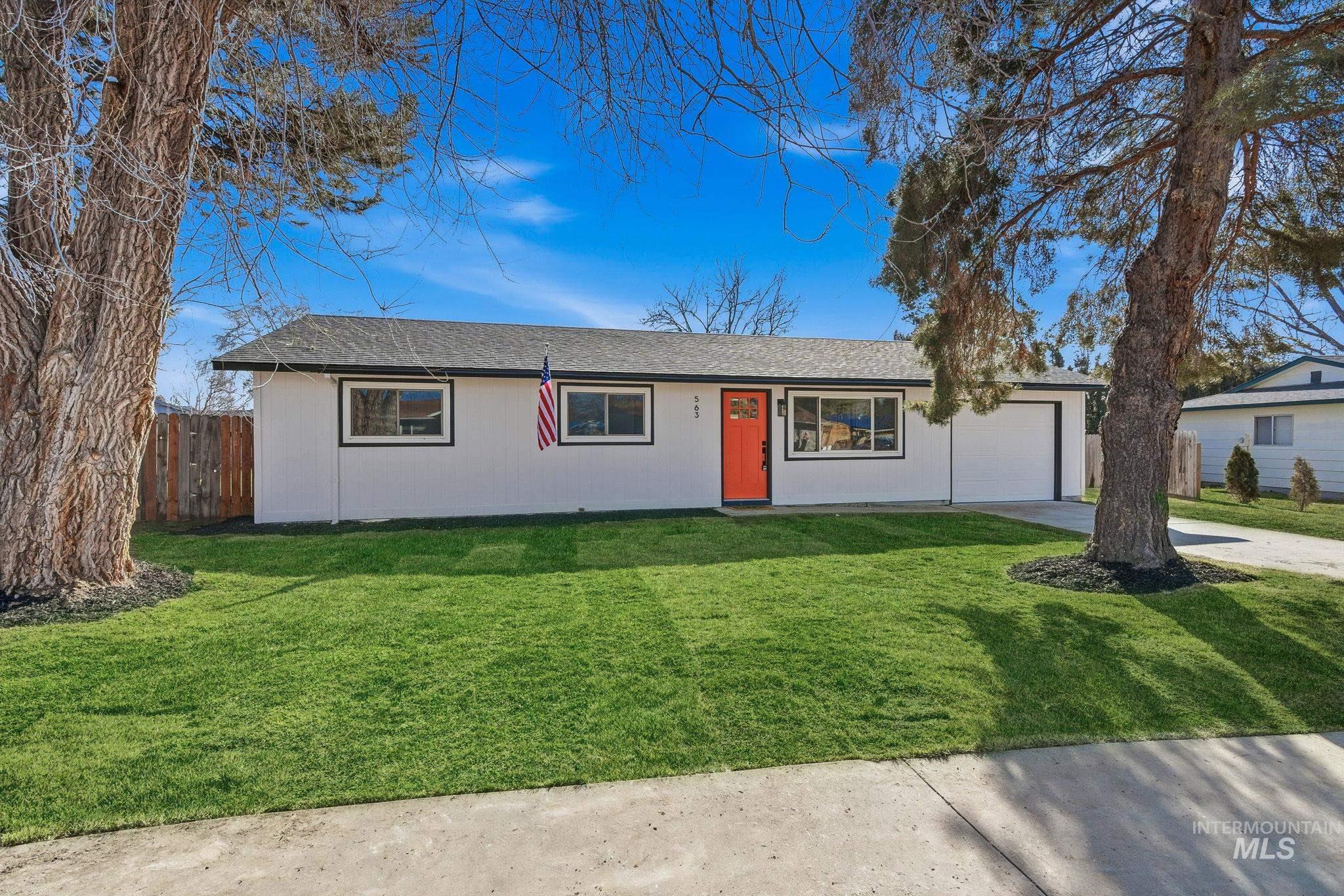 563 W Trini St, Kuna, Idaho 83634, 3 Bedrooms, 1 Bathroom, Residential For Sale, Price $369,990,MLS 98973679