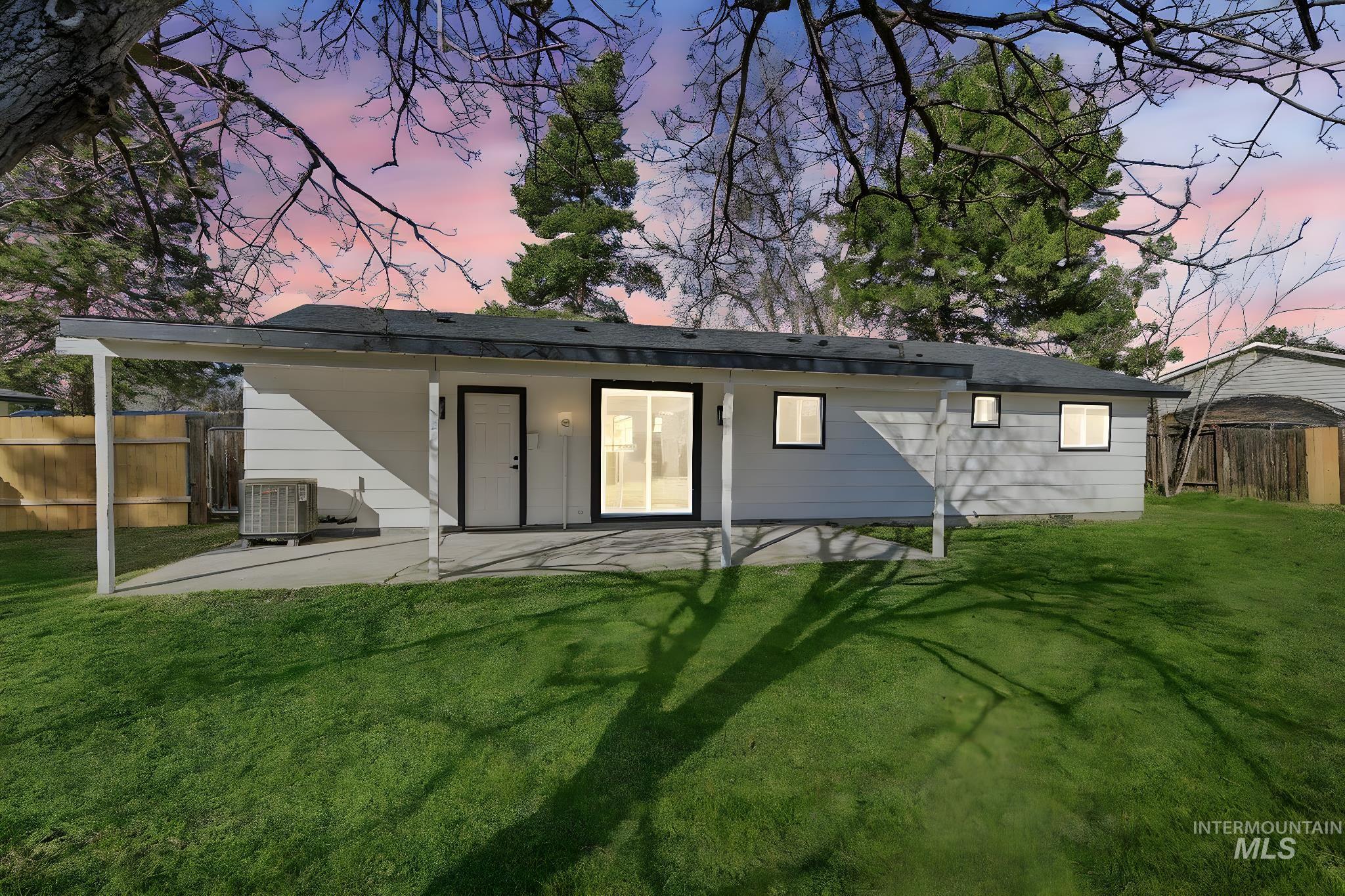 563 W Trini St, Kuna, Idaho 83634, 3 Bedrooms, 1 Bathroom, Residential For Sale, Price $369,990,MLS 98973679