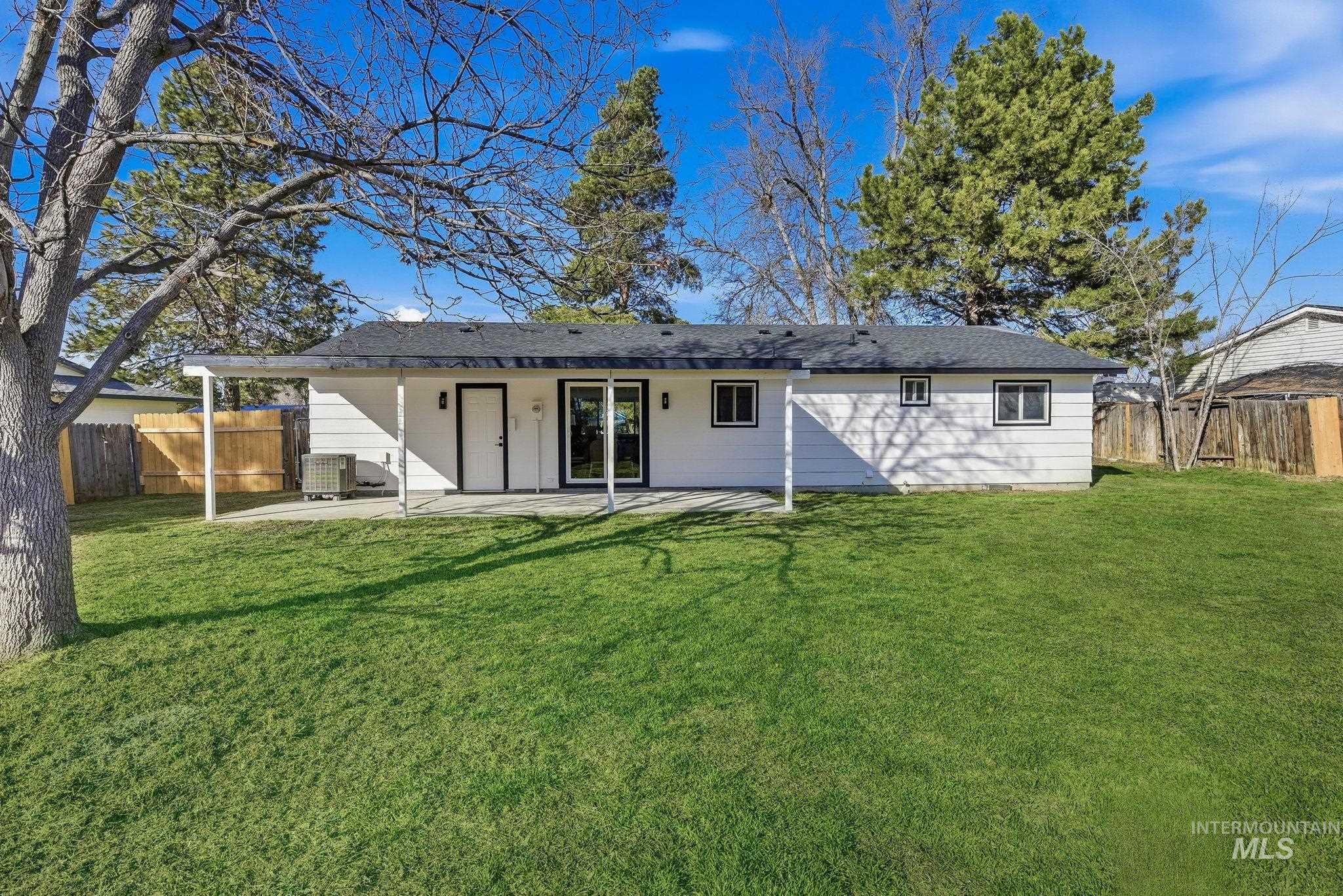 563 W Trini St, Kuna, Idaho 83634, 3 Bedrooms, 1 Bathroom, Residential For Sale, Price $369,990,MLS 98973679