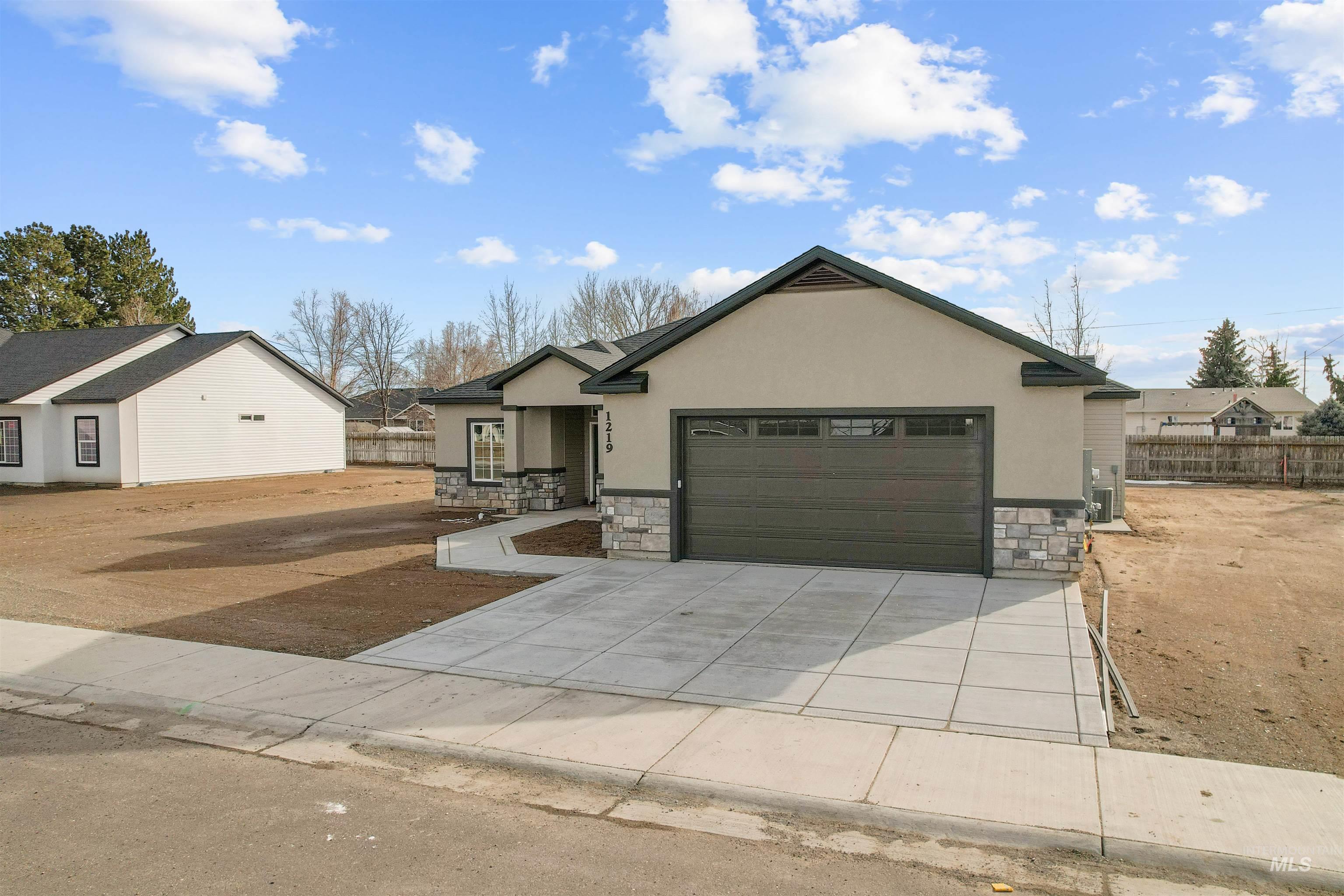 1219 Copper Drive, Rupert, Idaho 83350, 4 Bedrooms, 2 Bathrooms, Residential For Sale, Price $365,000,MLS 98973682