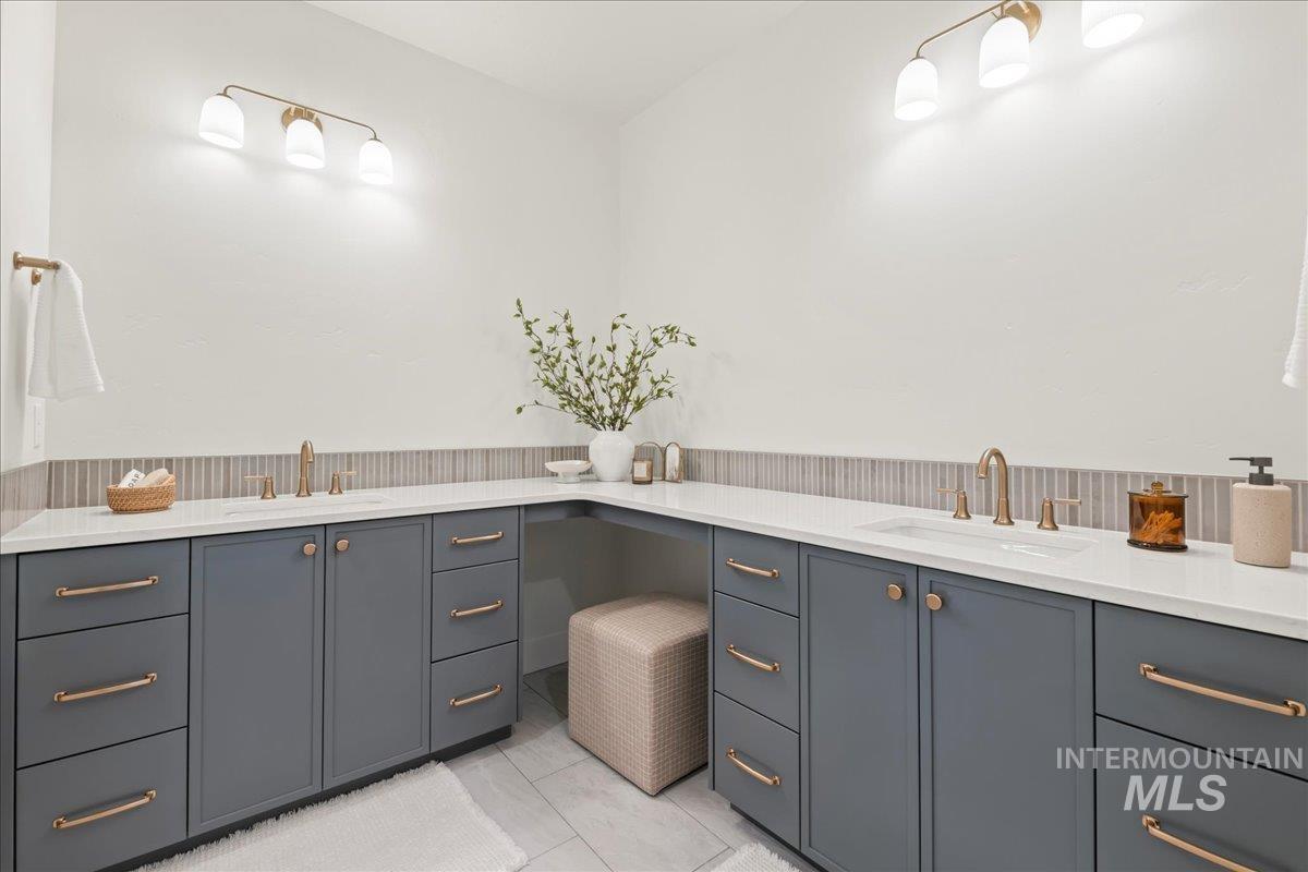 7326 W Runner Stone St, Eagle, Idaho 83616, 5 Bedrooms, 4.5 Bathrooms, Residential For Sale, Price $1,260,000, 98973686