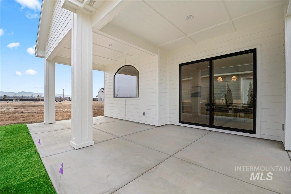 7326 W Runner Stone St, Eagle, Idaho 83616, 5 Bedrooms, 4.5 Bathrooms, Residential For Sale, Price $1,260,000,MLS 98973686