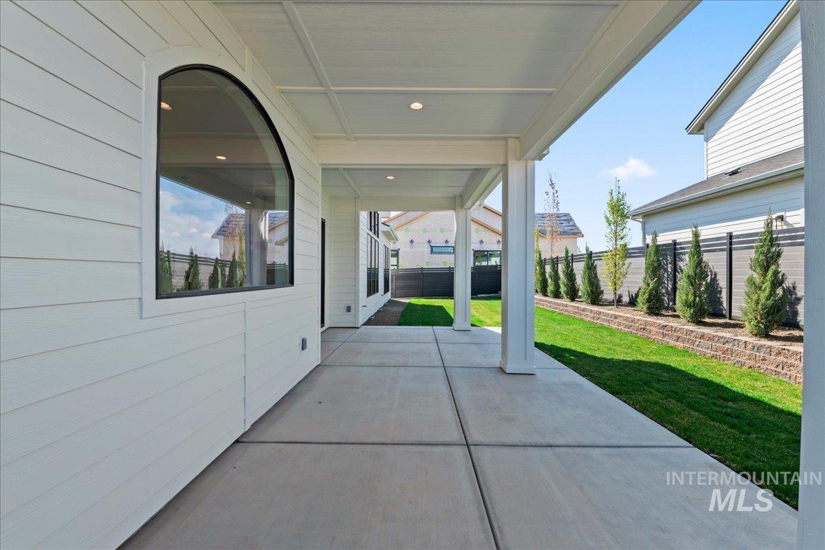 7326 W Runner Stone St, Eagle, Idaho 83616, 5 Bedrooms, 4.5 Bathrooms, Residential For Sale, Price $1,260,000, 98973686