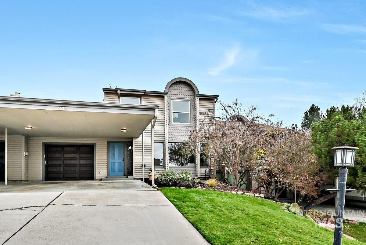 2934 N Mountain Road, Boise, Idaho 83702, 3 Bedrooms, 2.5 Bathrooms, Residential For Sale, Price $674,000,MLS 98973687