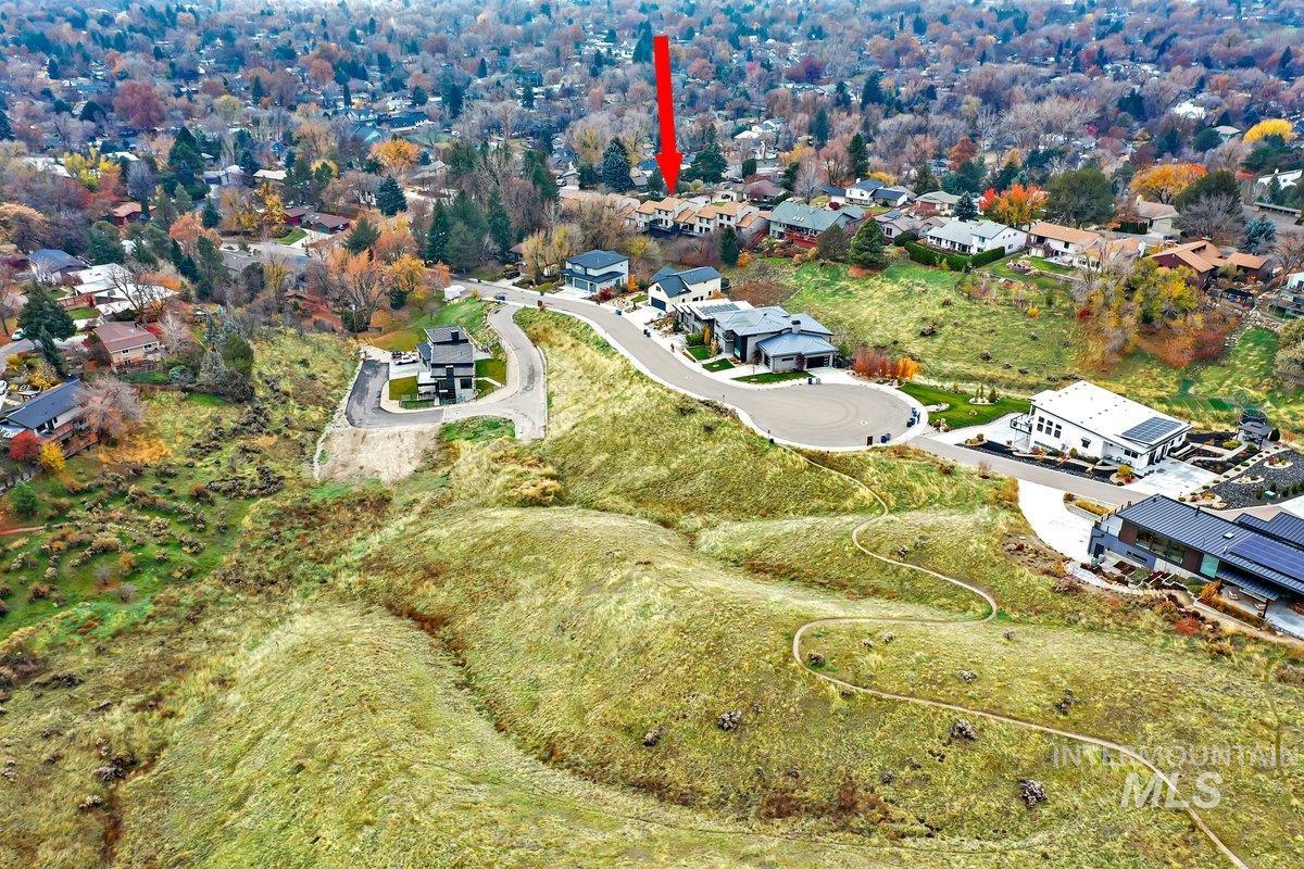 2934 N Mountain Road, Boise, Idaho 83702, 3 Bedrooms, 2.5 Bathrooms, Residential For Sale, Price $674,000,MLS 98973687