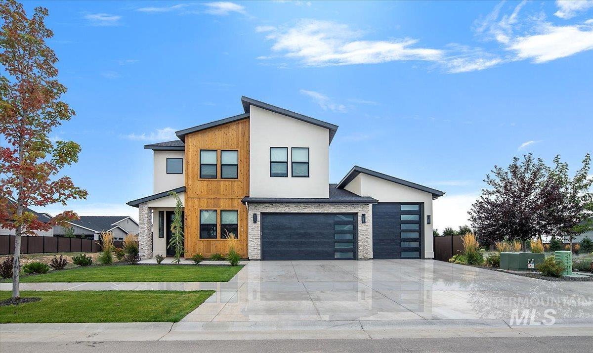 1911 E Mainacht St, Meridian, Idaho 83642, 4 Bedrooms, 2.5 Bathrooms, Residential For Sale, Price $779,990,MLS 98973689