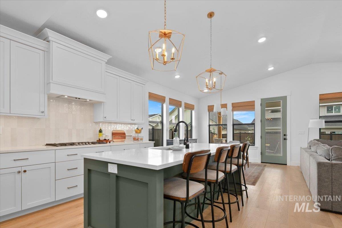 1911 E Mainacht St, Meridian, Idaho 83642, 4 Bedrooms, 2.5 Bathrooms, Residential For Sale, Price $779,990,MLS 98973689