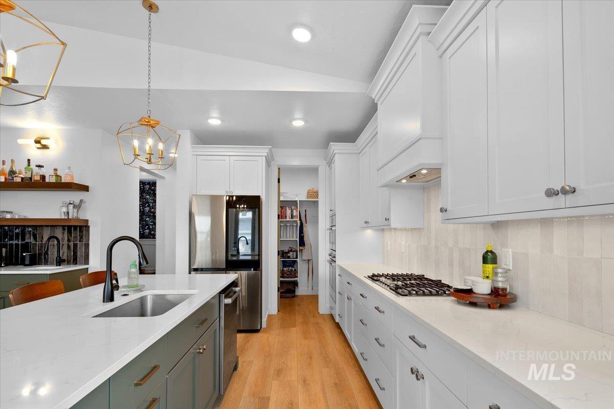 1911 E Mainacht St, Meridian, Idaho 83642, 4 Bedrooms, 2.5 Bathrooms, Residential For Sale, Price $779,990,MLS 98973689