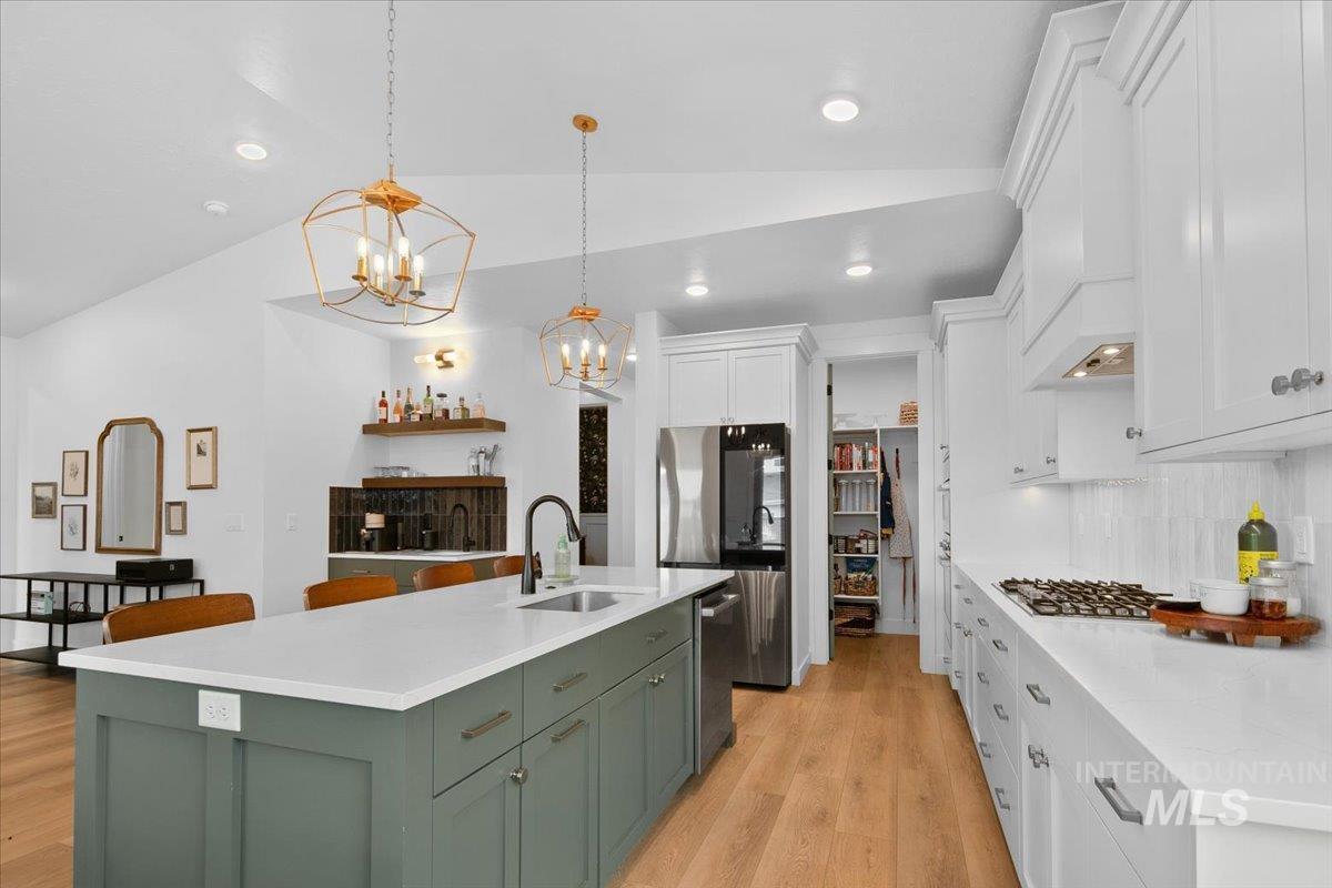 1911 E Mainacht St, Meridian, Idaho 83642, 4 Bedrooms, 2.5 Bathrooms, Residential For Sale, Price $779,990,MLS 98973689