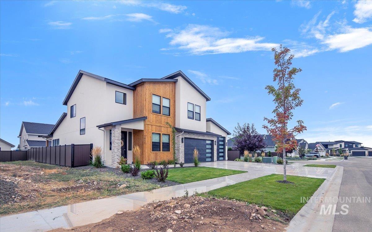 1911 E Mainacht St, Meridian, Idaho 83642, 4 Bedrooms, 2.5 Bathrooms, Residential For Sale, Price $779,990,MLS 98973689