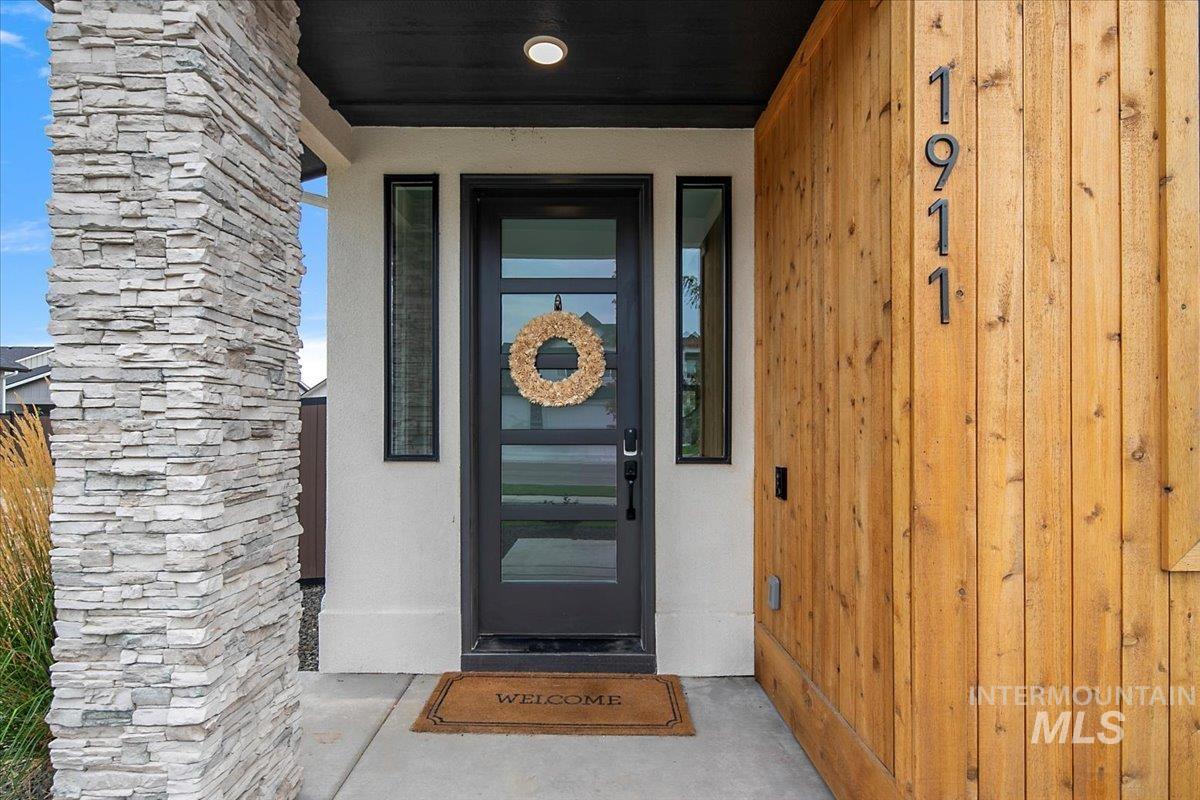 1911 E Mainacht St, Meridian, Idaho 83642, 4 Bedrooms, 2.5 Bathrooms, Residential For Sale, Price $779,990,MLS 98973689