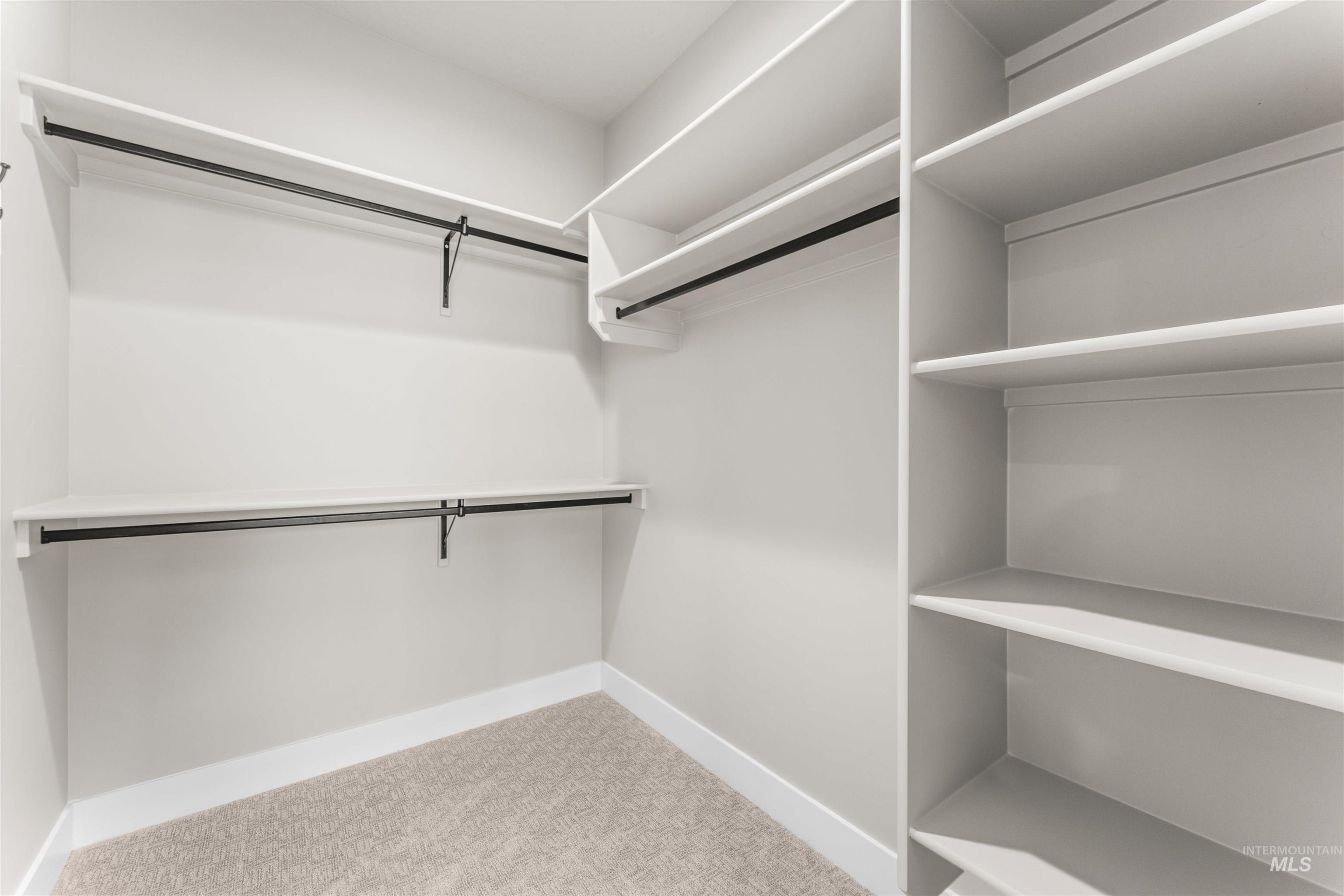 2829 Warlander, Meridian, Idaho 83642, 5 Bedrooms, 2.5 Bathrooms, Residential For Sale, Price $659,900, 98973690