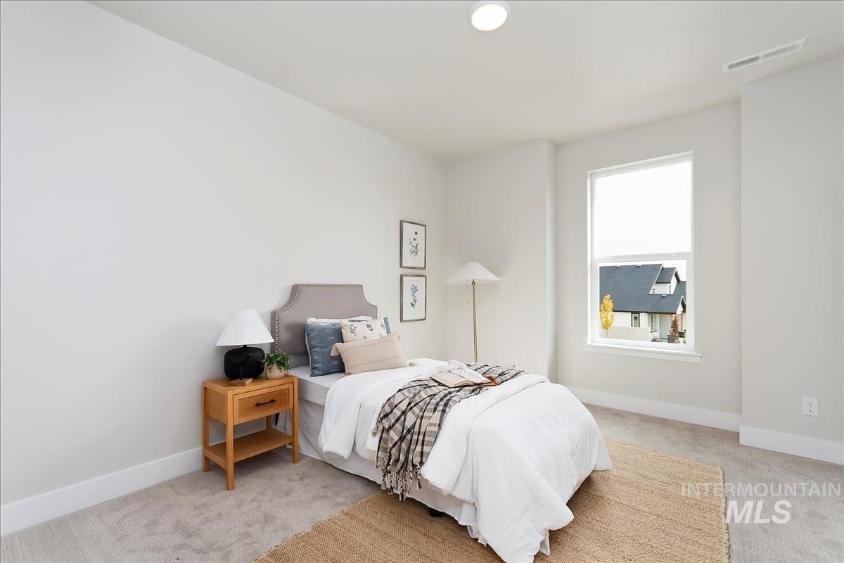 2829 Warlander, Meridian, Idaho 83642, 5 Bedrooms, 2.5 Bathrooms, Residential For Sale, Price $669,900,MLS 98973690