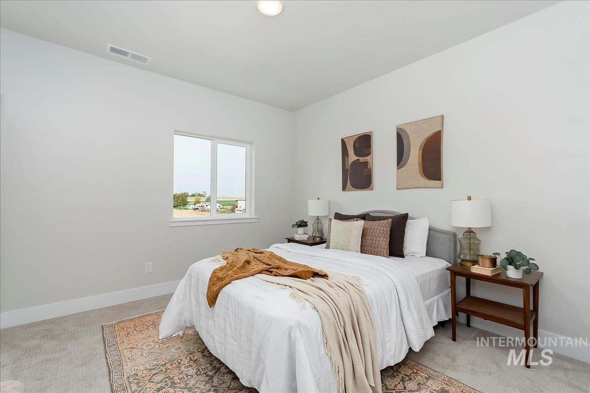 2829 Warlander, Meridian, Idaho 83642, 5 Bedrooms, 2.5 Bathrooms, Residential For Sale, Price $669,900,MLS 98973690