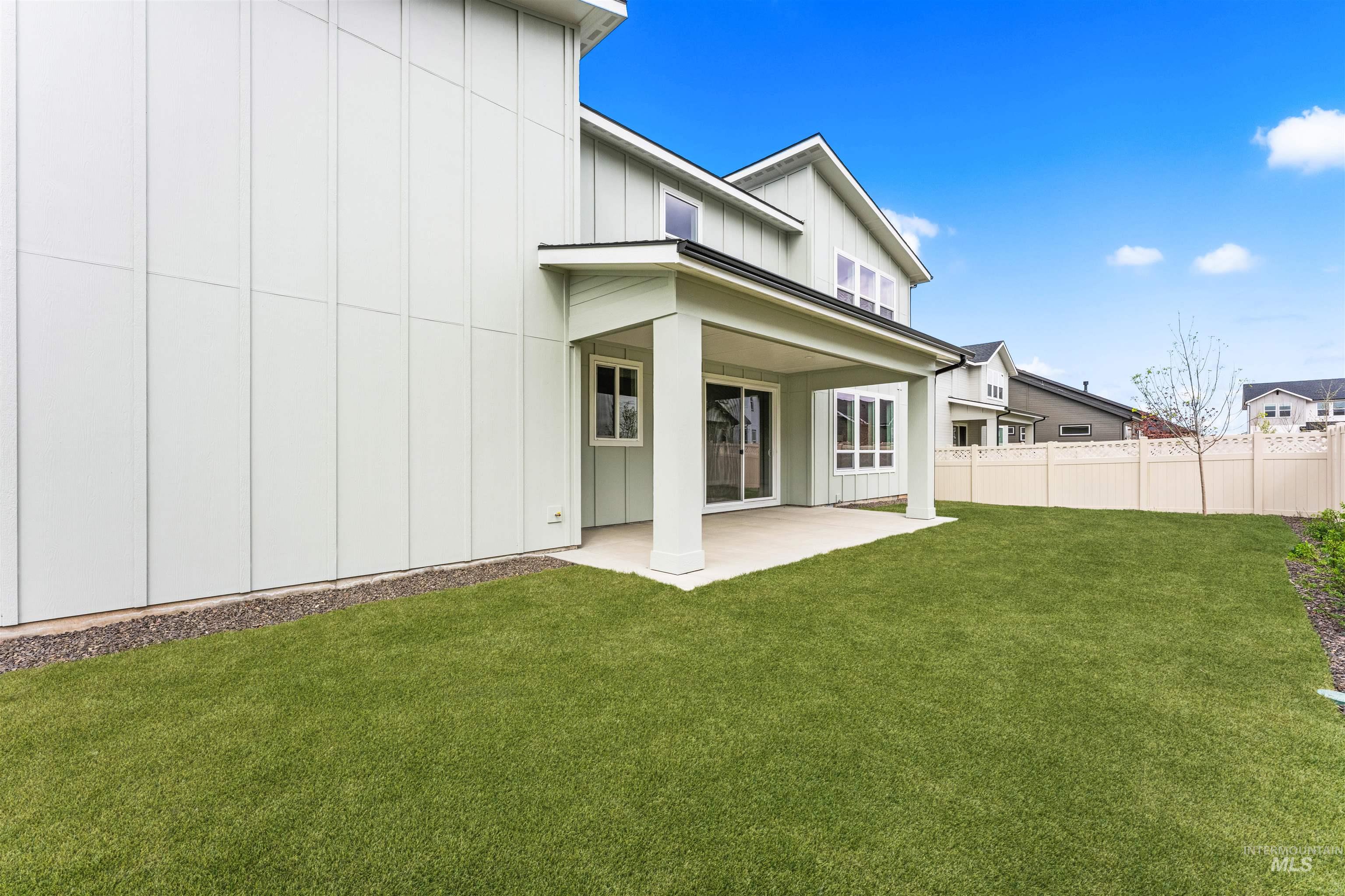 2829 Warlander, Meridian, Idaho 83642, 5 Bedrooms, 2.5 Bathrooms, Residential For Sale, Price $659,900, 98973690