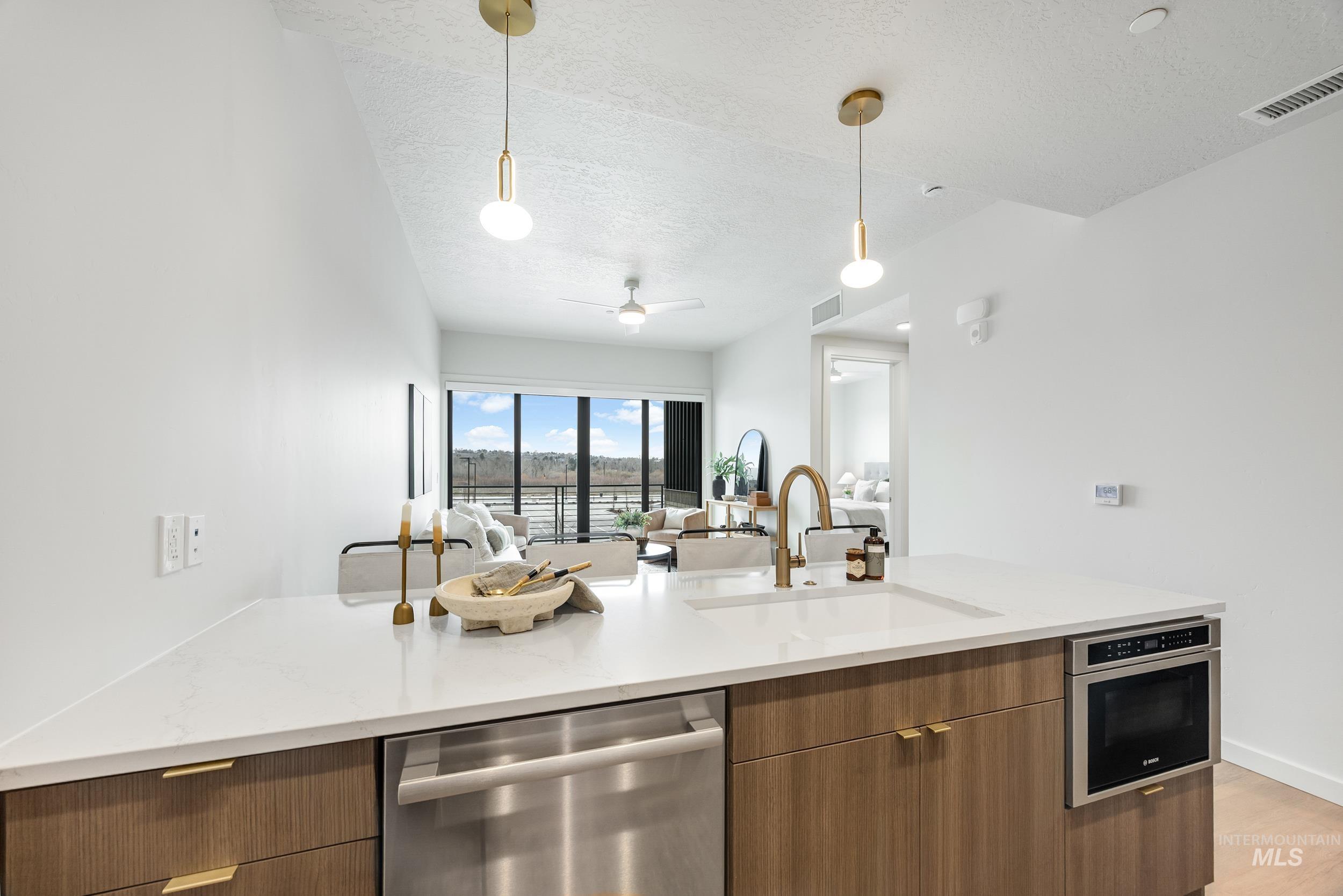 4340 E Haystack St, Boise, Idaho 83716, 1 Bedroom, 1 Bathroom, Residential For Sale, Price $389,900,MLS 98973691