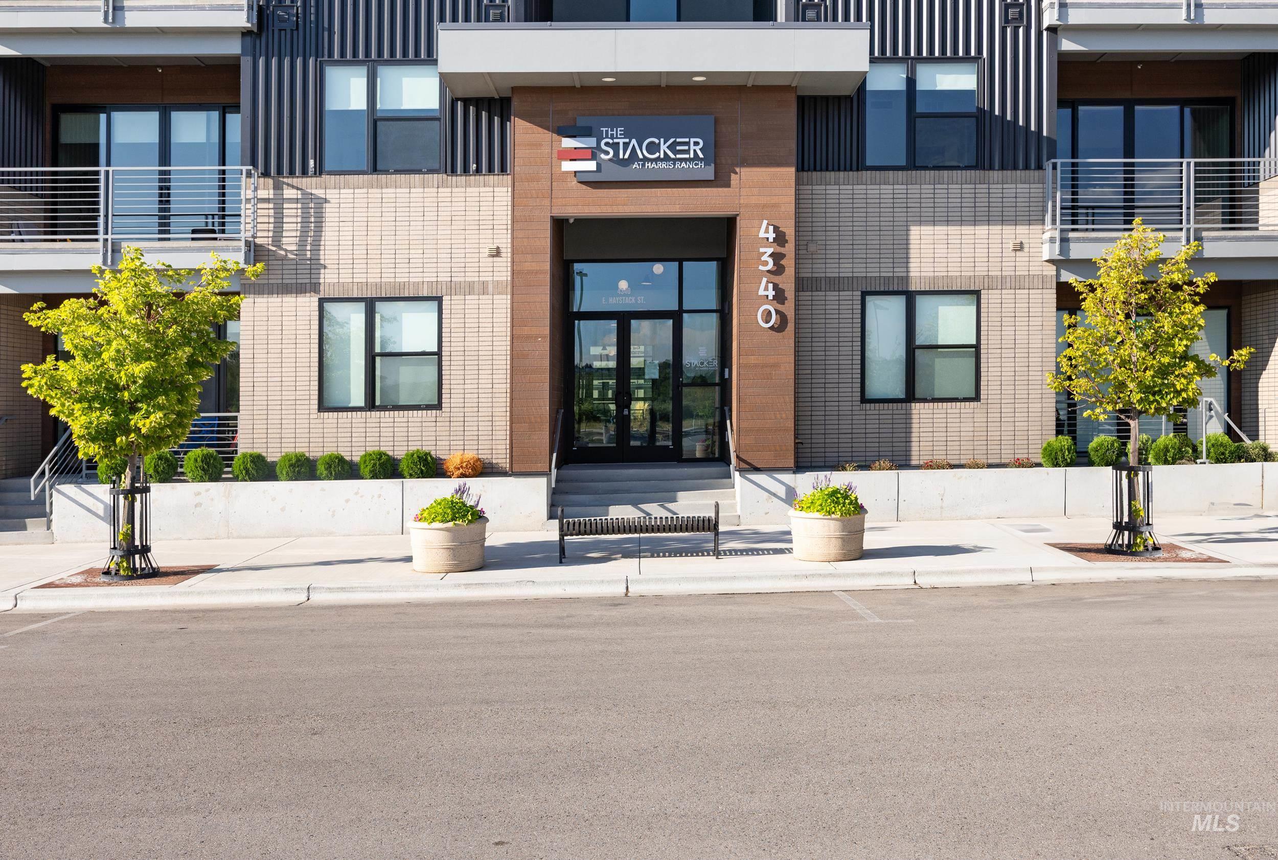 4340 E Haystack St, Boise, Idaho 83716, 1 Bedroom, 1 Bathroom, Residential For Sale, Price $389,900,MLS 98973691