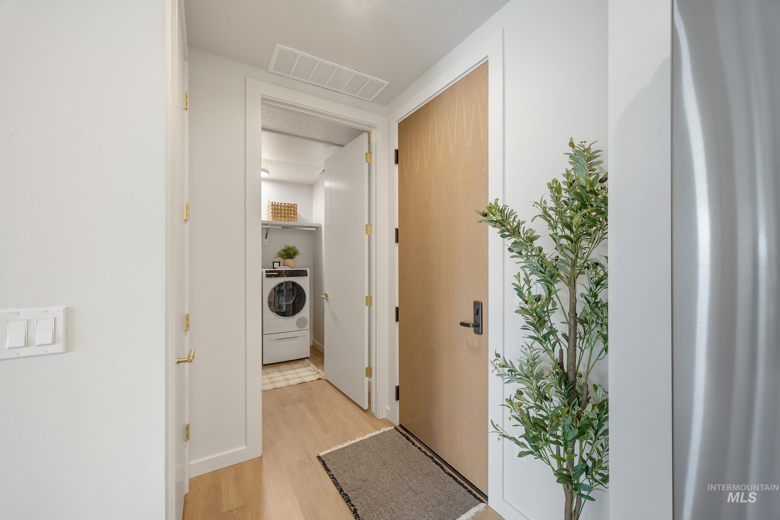 4340 E Haystack St, Boise, Idaho 83716, 1 Bedroom, 1 Bathroom, Residential For Sale, Price $389,900,MLS 98973691