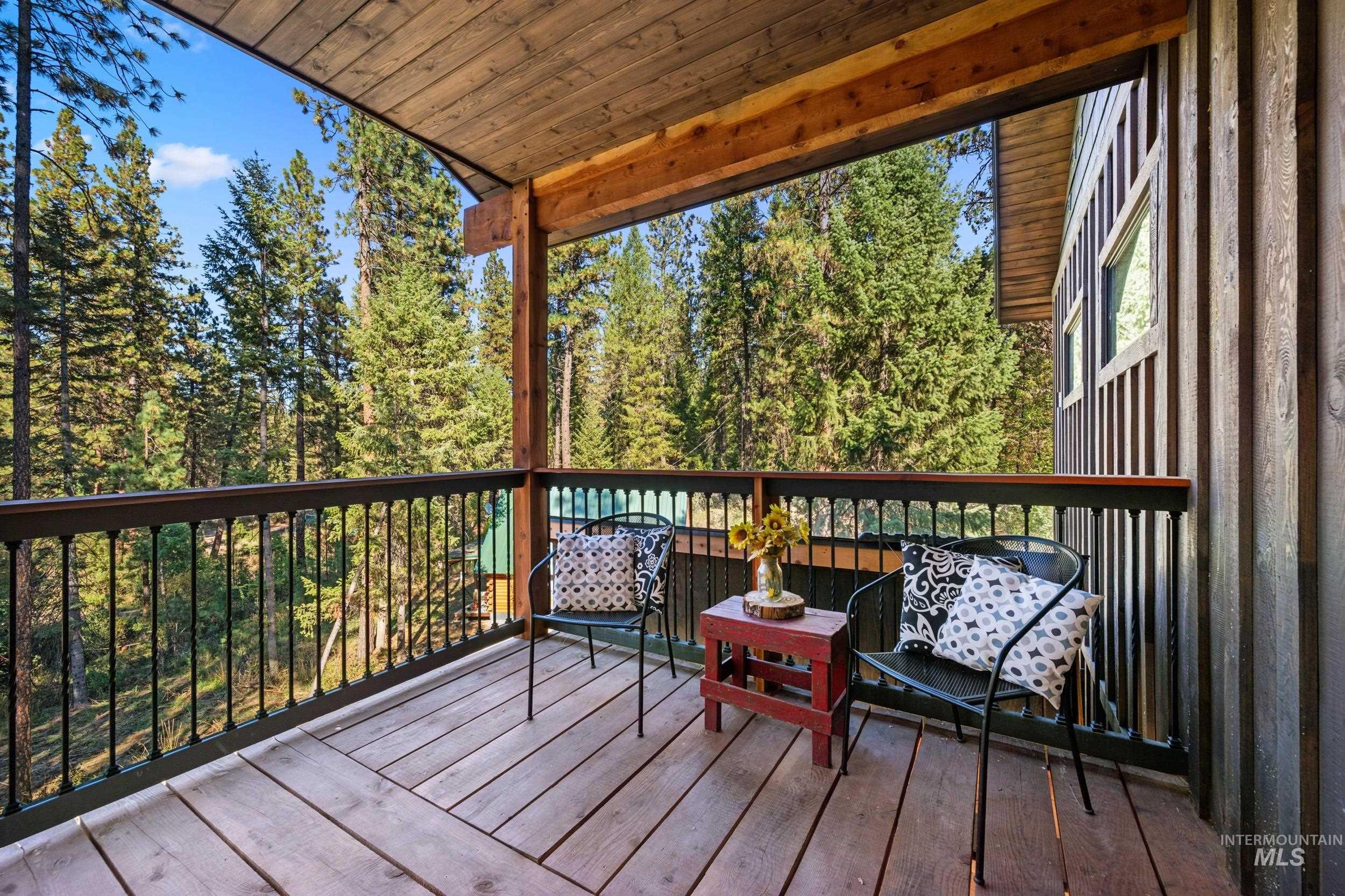 24 Rainbow Ridge, Garden Valley, Idaho 83622, 3 Bedrooms, 2.5 Bathrooms, Residential For Sale, Price $625,000,MLS 98973692