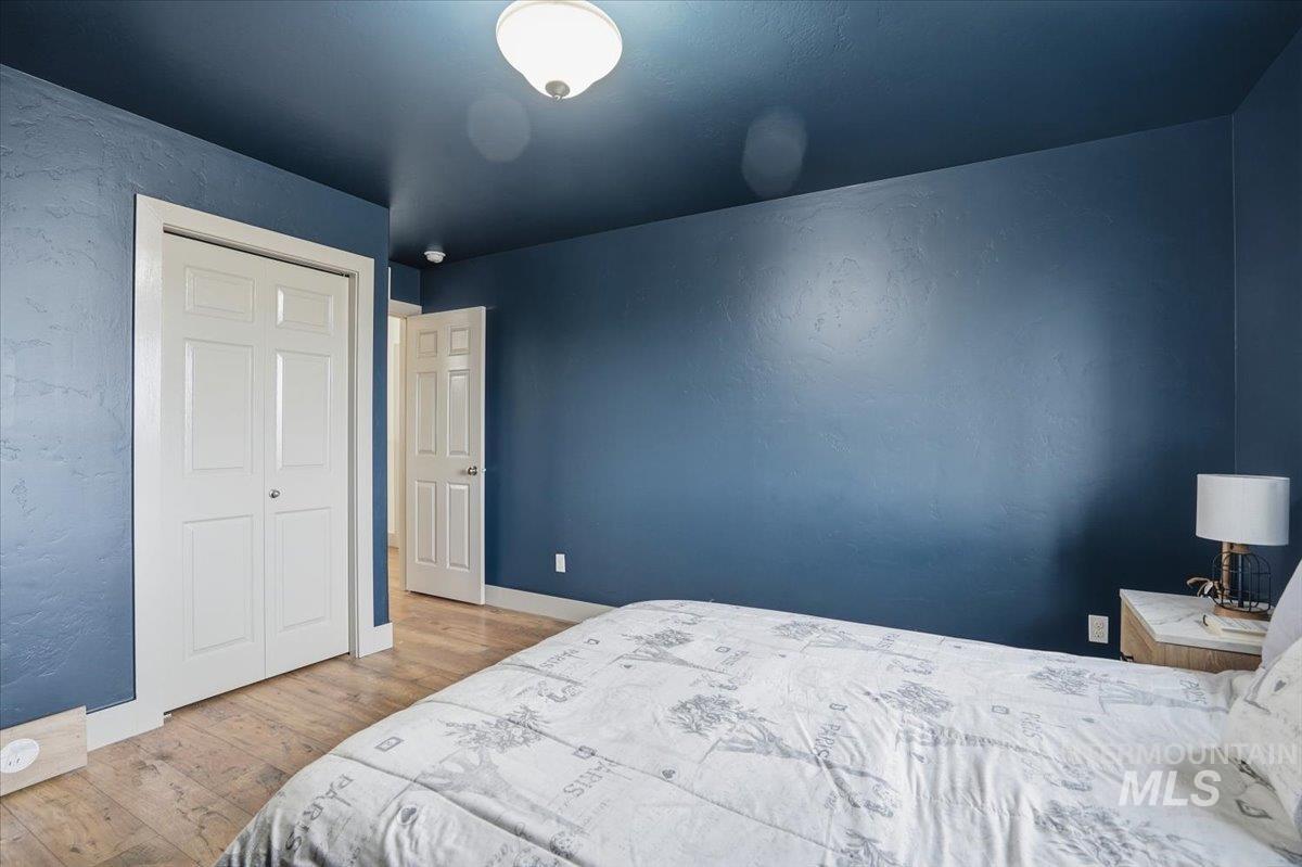 1430 NE Urwin, Mountain Home, Idaho 83647, 5 Bedrooms, 2.5 Bathrooms, Residential For Sale, Price $549,000,MLS 98973693