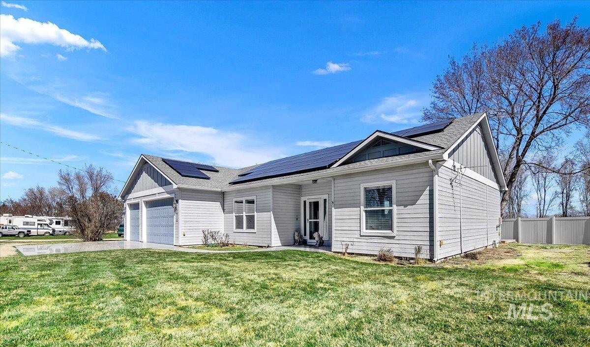 3610 S Robinson Blvd, Nampa, Idaho 83686, 3 Bedrooms, 2 Bathrooms, Residential For Sale, Price $499,900,MLS 98973697