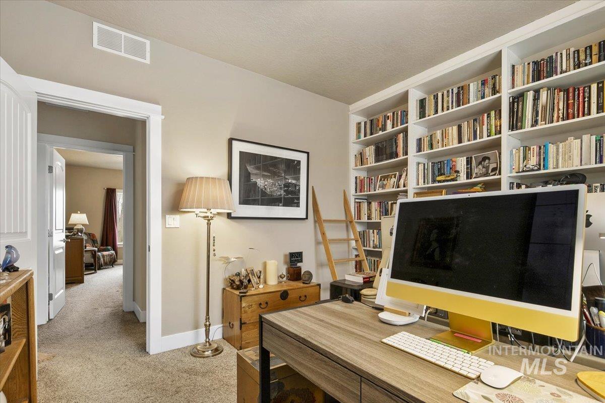 3610 S Robinson Blvd, Nampa, Idaho 83686, 3 Bedrooms, 2 Bathrooms, Residential For Sale, Price $525,000,MLS 98973697