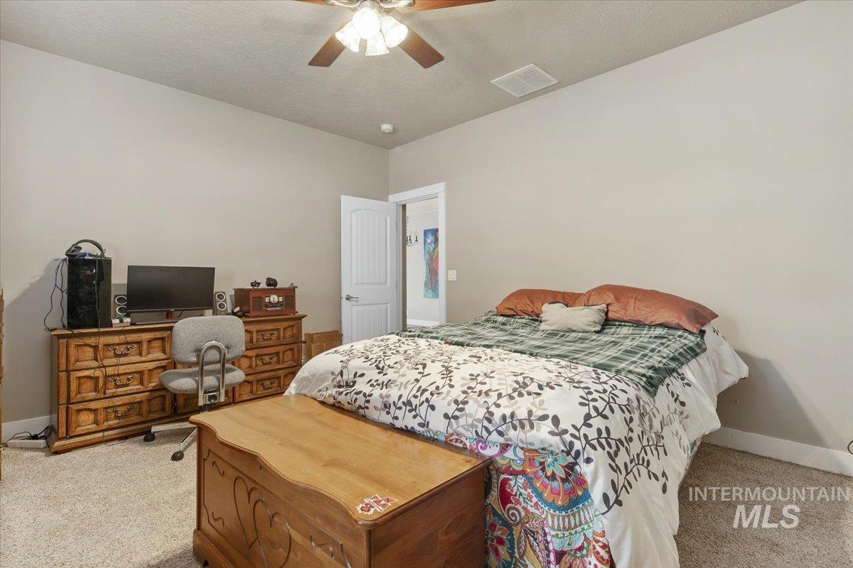 3610 S Robinson Blvd, Nampa, Idaho 83686, 3 Bedrooms, 2 Bathrooms, Residential For Sale, Price $525,000,MLS 98973697