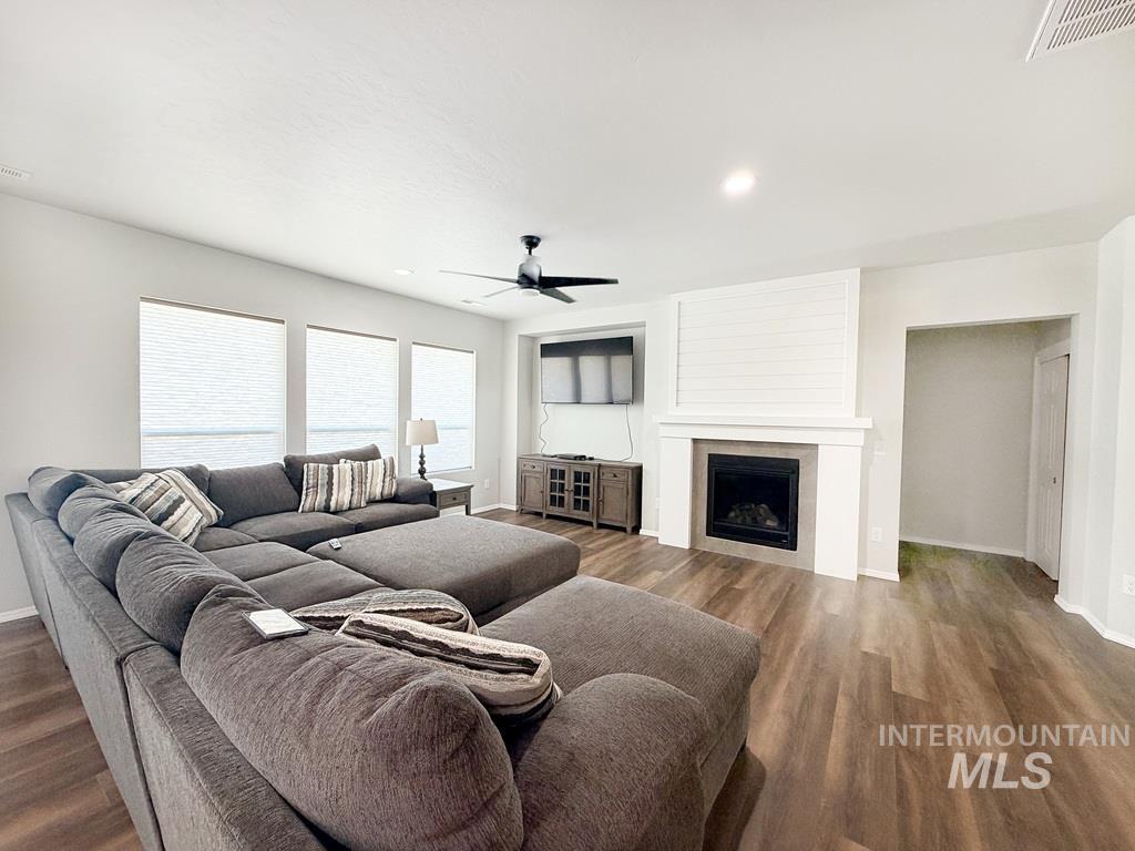 13694 Oliver Street, Caldwell, Idaho 83607, 4 Bedrooms, 2 Bathrooms, Residential For Sale, Price $459,900, 98973698