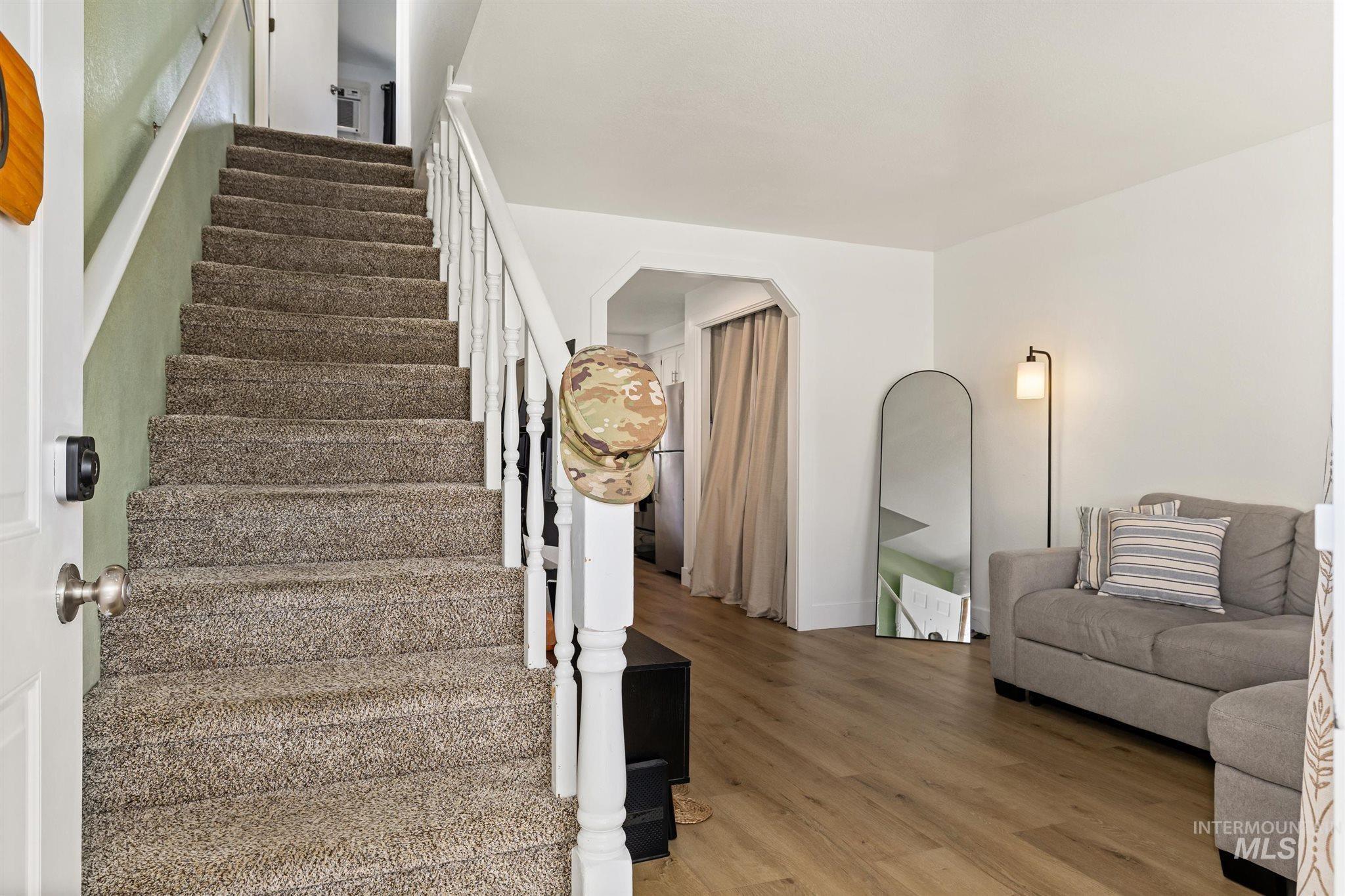 2850 S Abbs Lane, Boise, Idaho 83705, 2 Bedrooms, 1.5 Bathrooms, Residential For Sale, Price $274,990,MLS 98973701