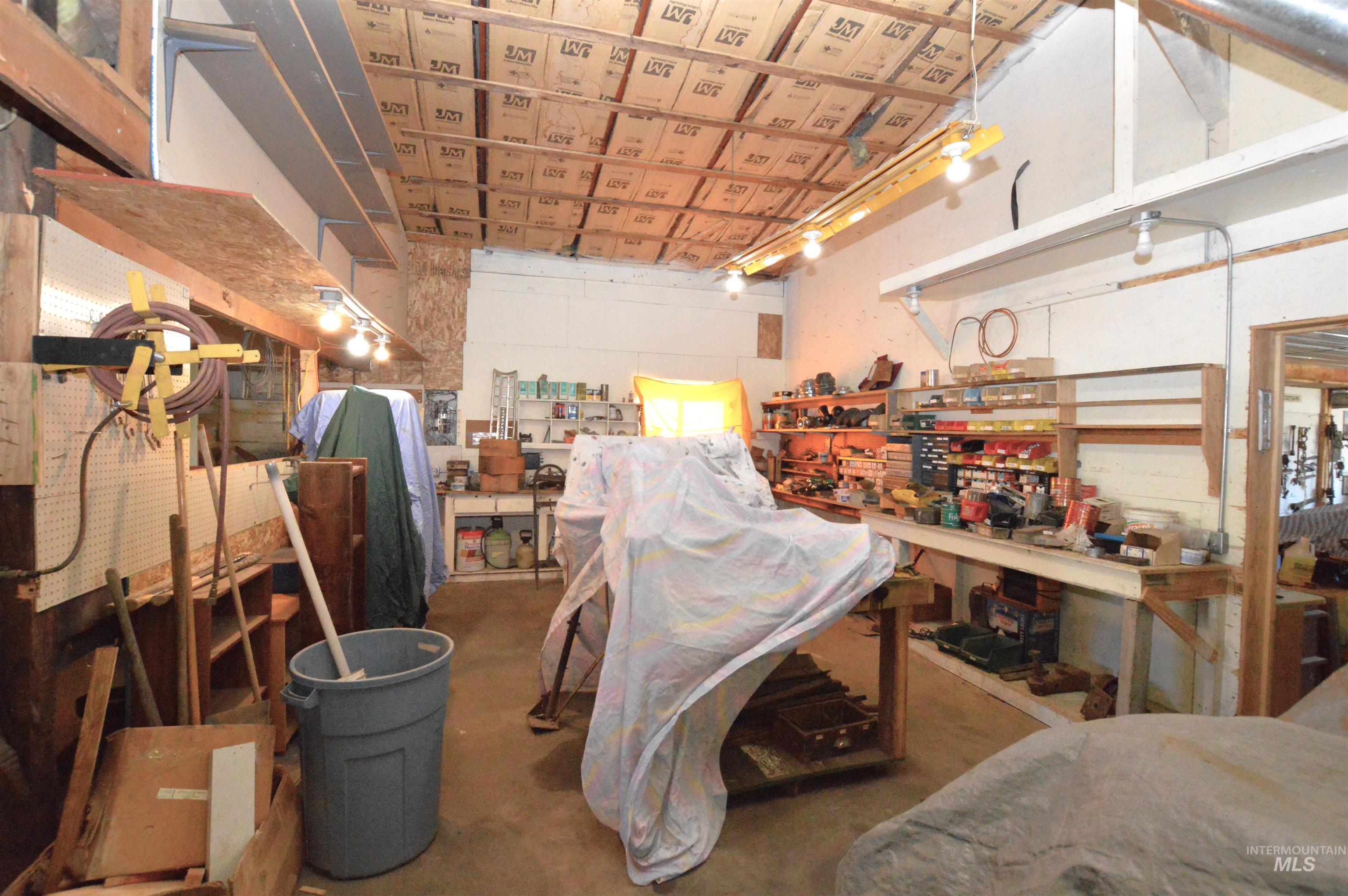 510 E Main St., Craigmont, Idaho 83523, 2 Bedrooms, 2 Bathrooms, Residential For Sale, Price $325,000,MLS 98973703