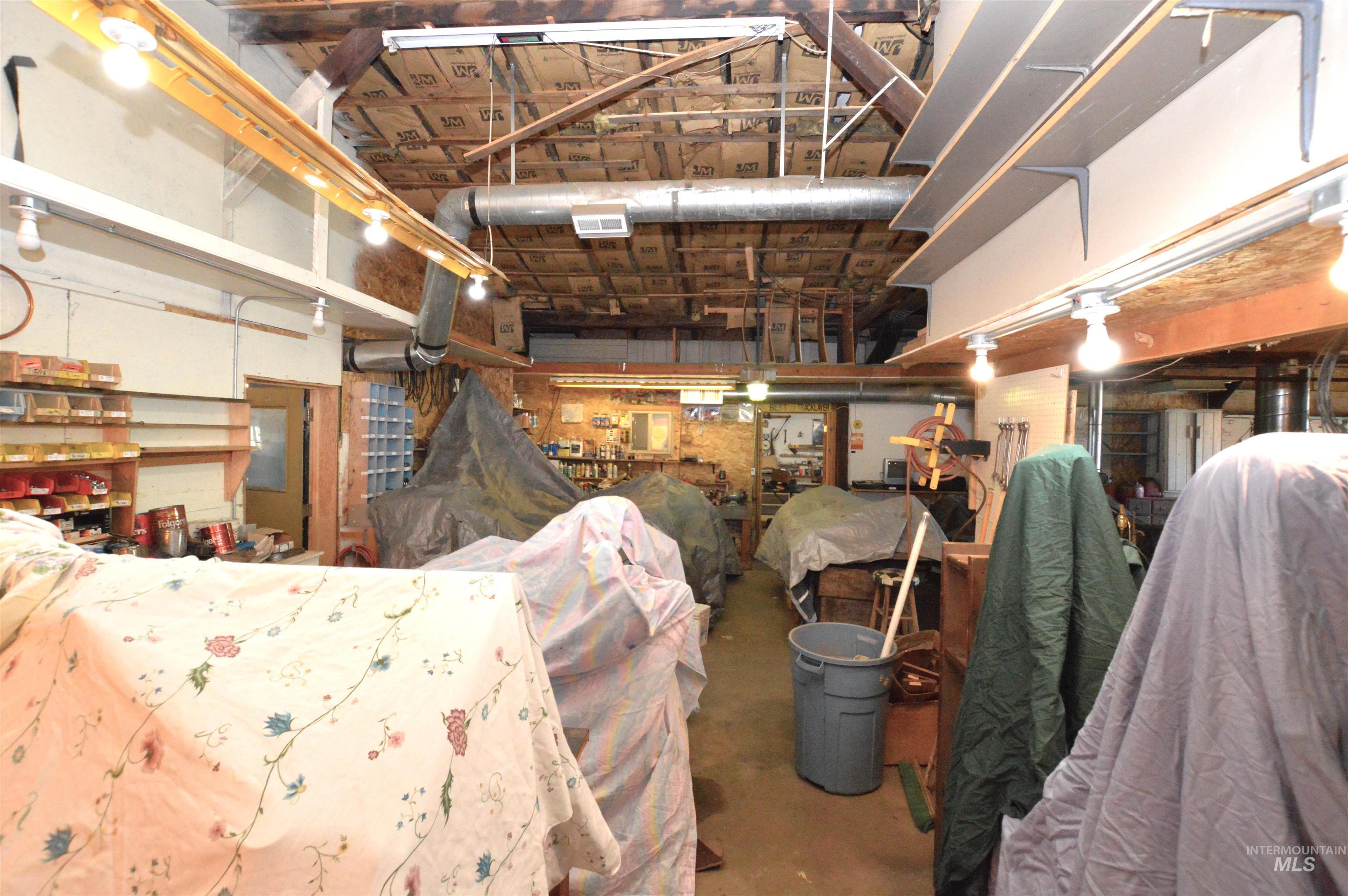 510 E Main St., Craigmont, Idaho 83523, 2 Bedrooms, 2 Bathrooms, Residential For Sale, Price $325,000,MLS 98973703