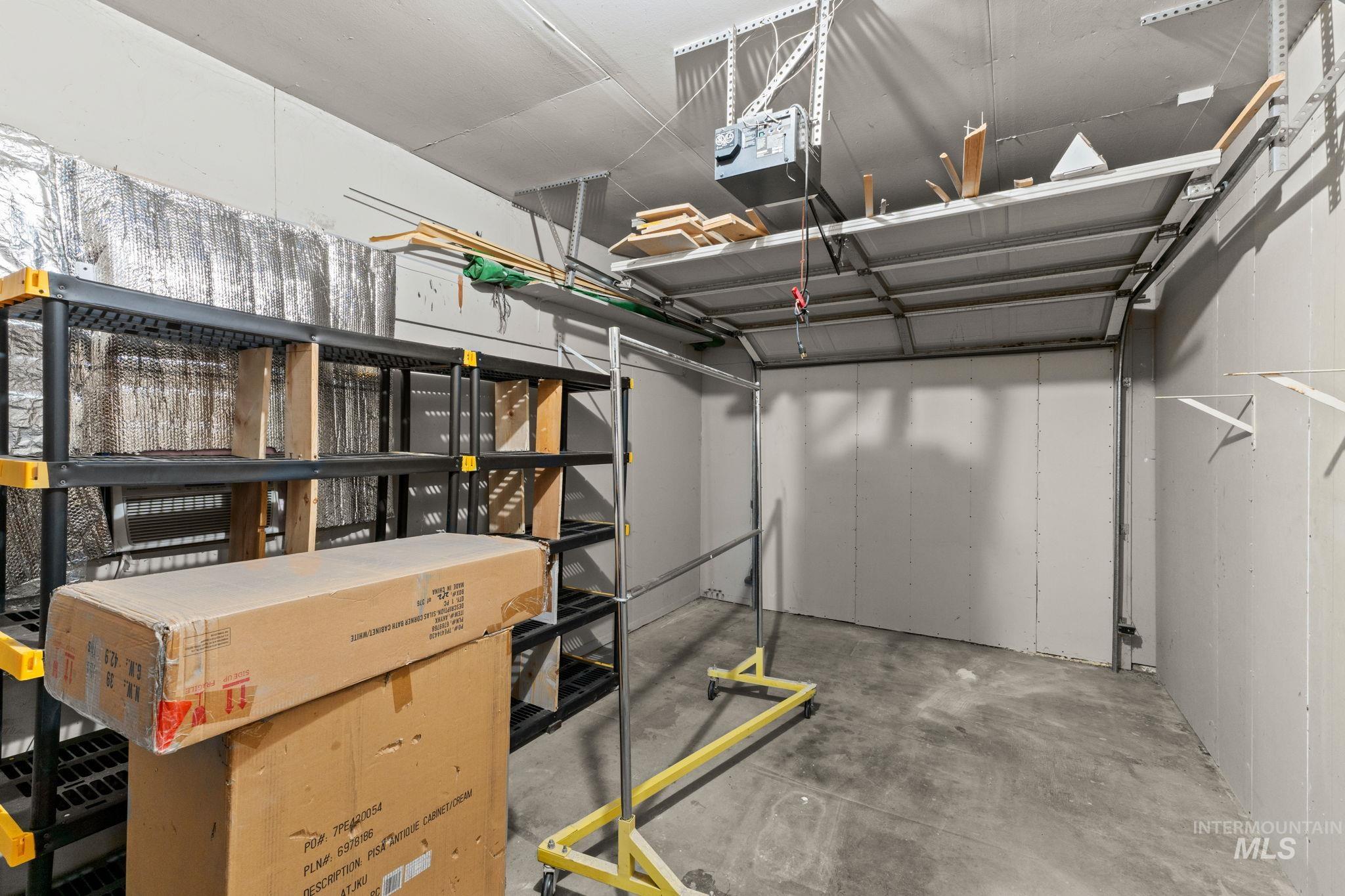 544 W Falls Ave, Twin Falls, Idaho 83301, 4 Bedrooms, 2 Bathrooms, Residential For Sale, Price $20,000,MLS 98973708