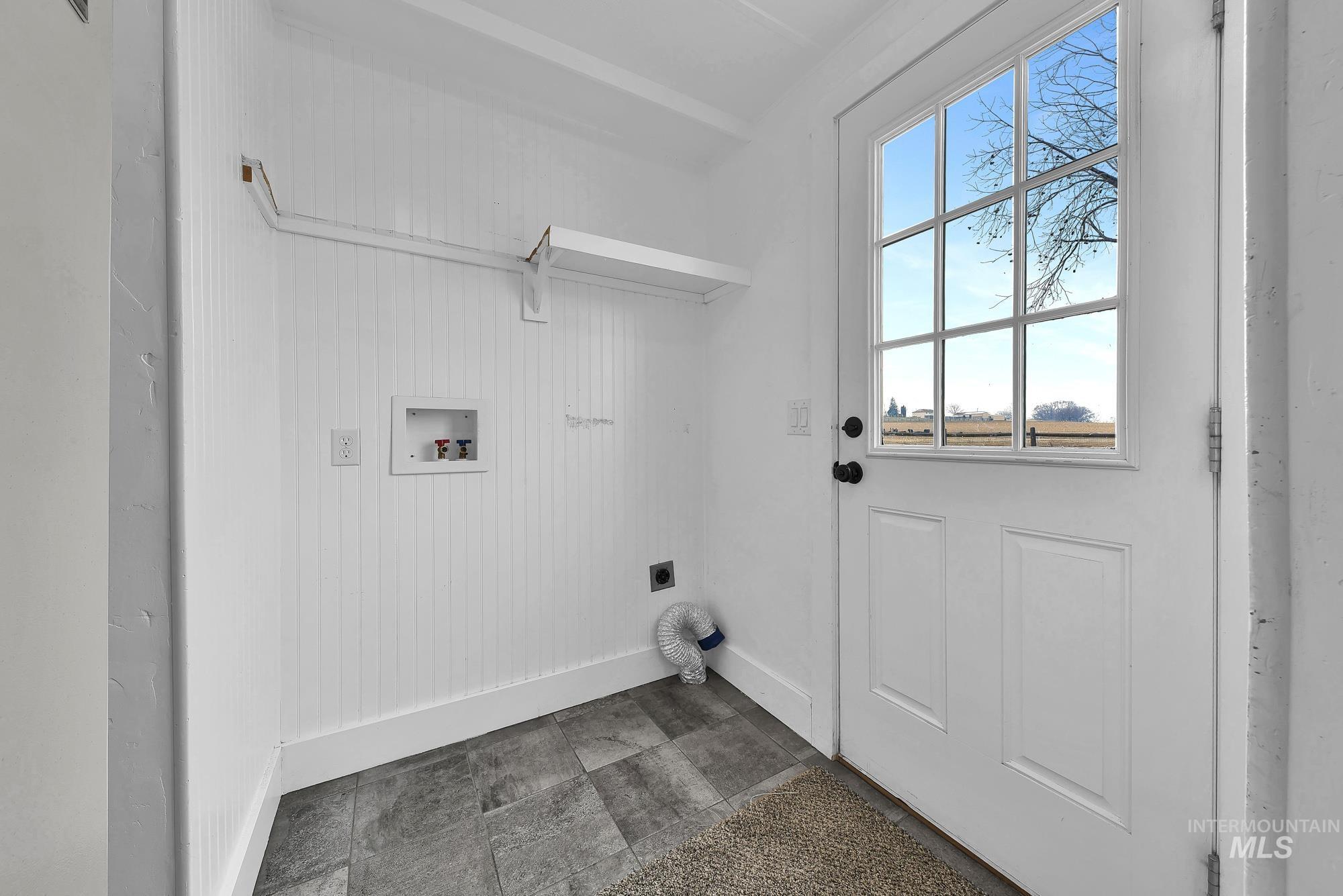 19391 Pride Ln, Caldwell, Idaho 83607, 3 Bedrooms, 2 Bathrooms, Residential For Sale, Price $419,900,MLS 98973710