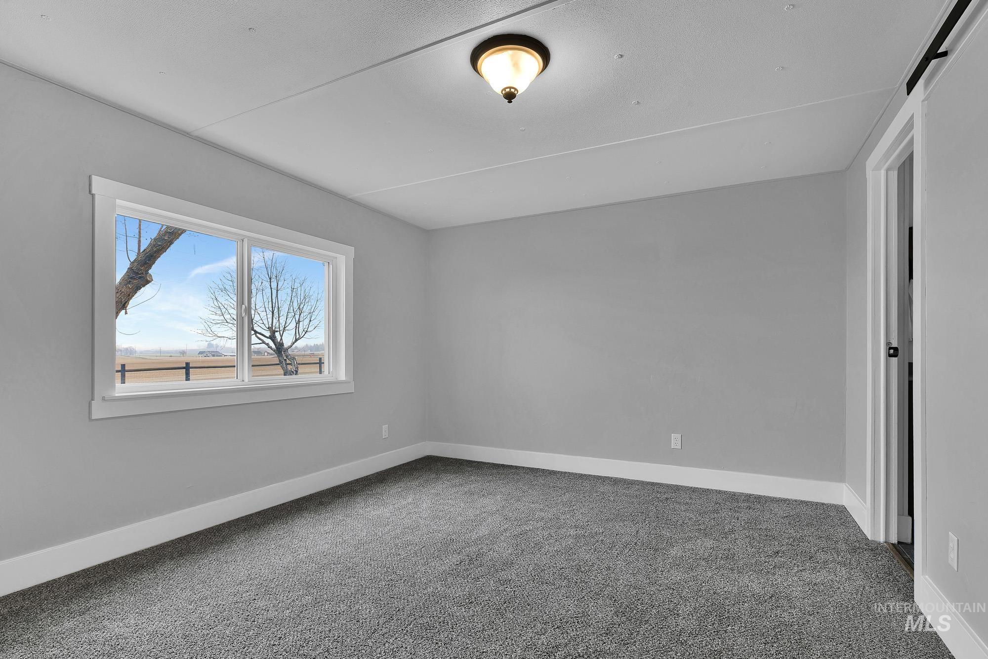 19391 Pride Ln, Caldwell, Idaho 83607, 3 Bedrooms, 2 Bathrooms, Residential For Sale, Price $419,900,MLS 98973710