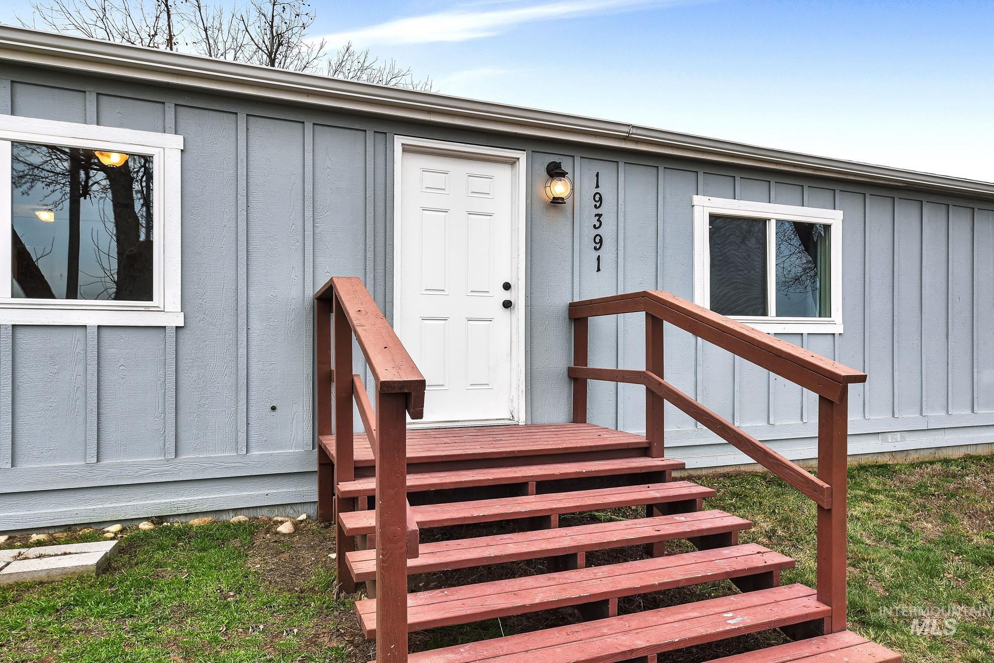 19391 Pride Ln, Caldwell, Idaho 83607, 3 Bedrooms, 2 Bathrooms, Residential For Sale, Price $419,900,MLS 98973710