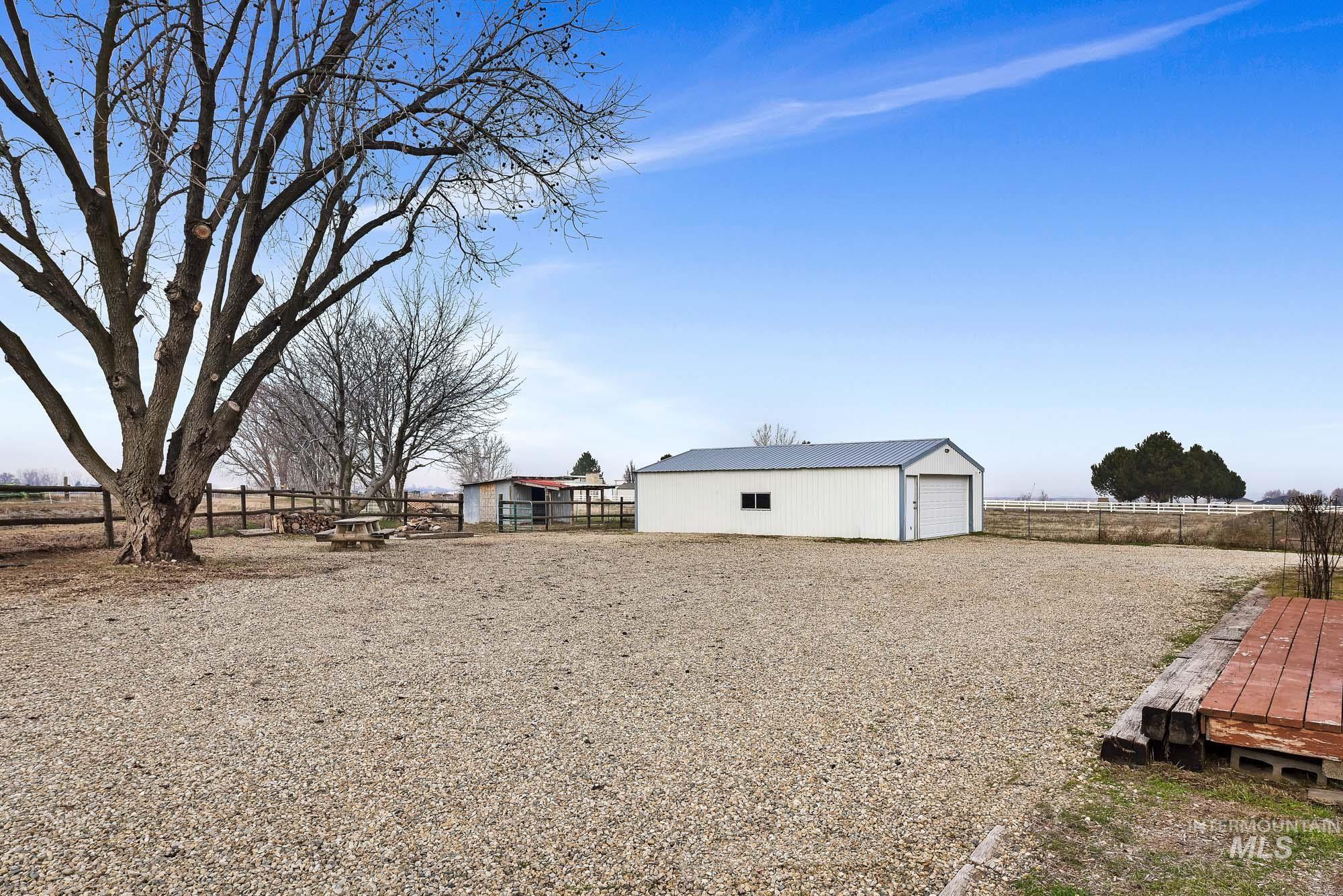 19391 Pride Ln, Caldwell, Idaho 83607, 3 Bedrooms, 2 Bathrooms, Residential For Sale, Price $419,900,MLS 98973710