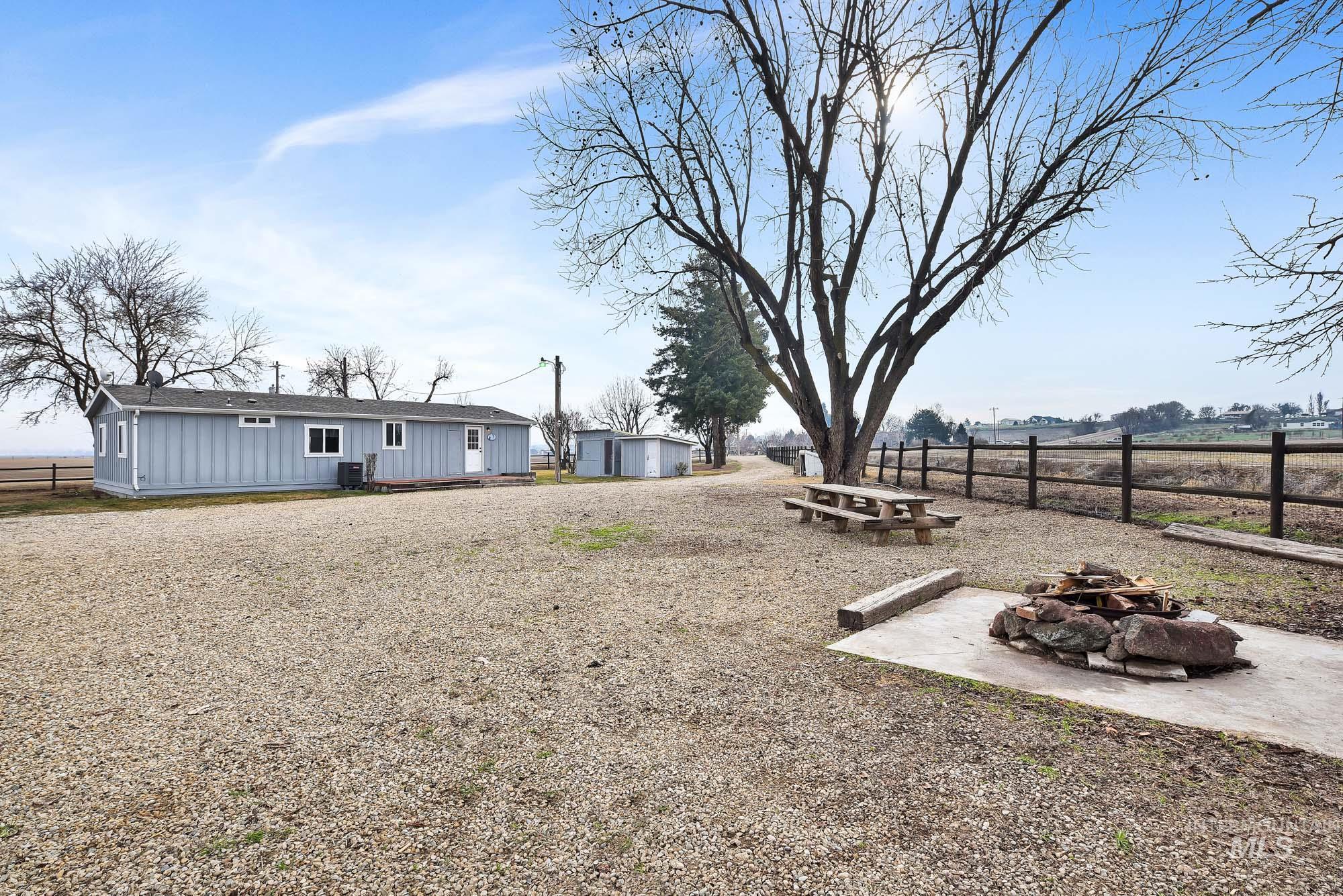 19391 Pride Ln, Caldwell, Idaho 83607, 3 Bedrooms, 2 Bathrooms, Residential For Sale, Price $419,900,MLS 98973710