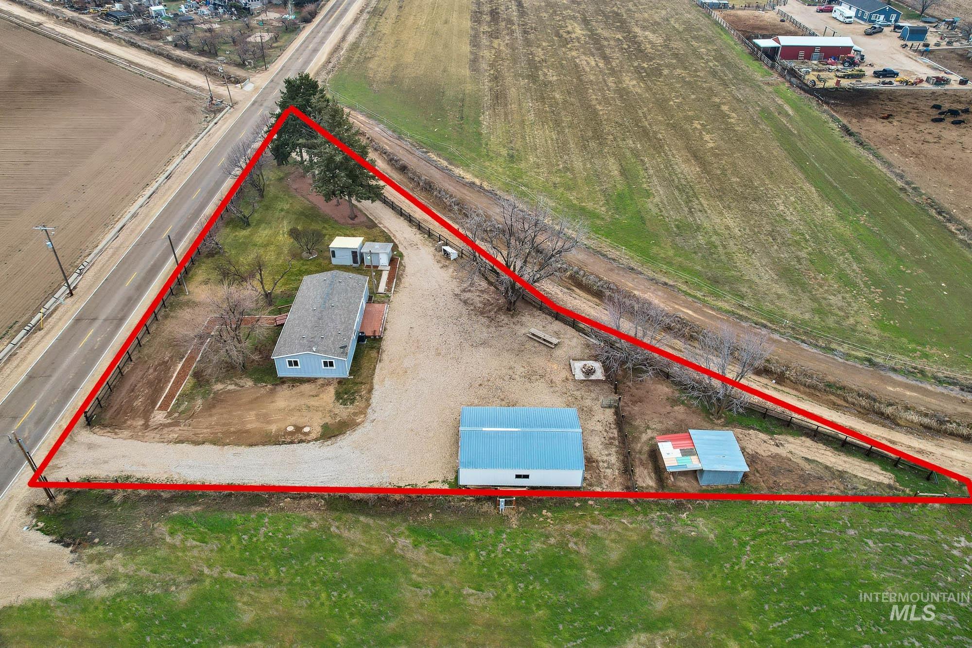 19391 Pride Ln, Caldwell, Idaho 83607, 3 Bedrooms, 2 Bathrooms, Residential For Sale, Price $419,900,MLS 98973710