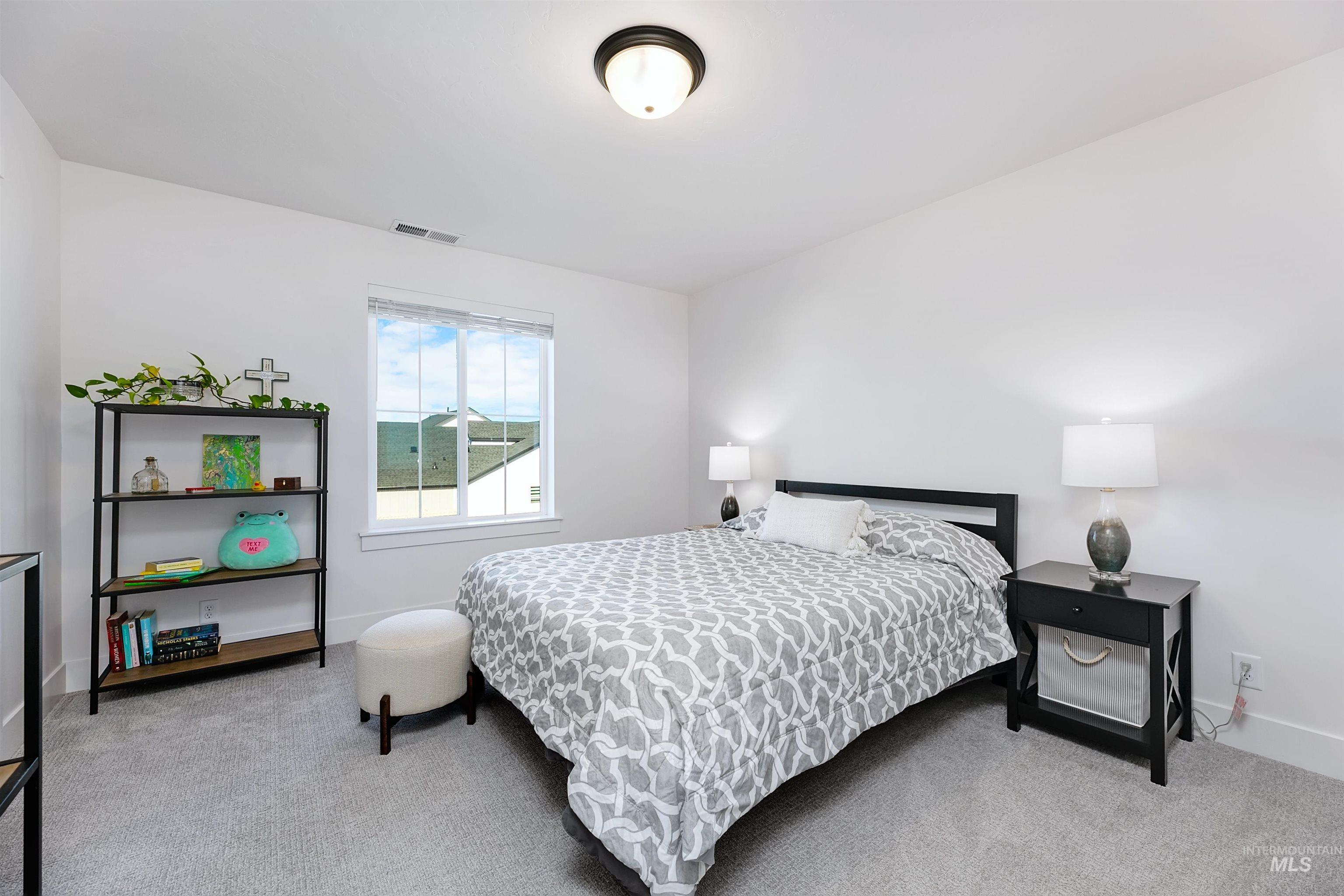 4201 E Grayson Dr., Meridian, Idaho 83642, 5 Bedrooms, 3 Bathrooms, Residential For Sale, Price $775,000,MLS 98973712