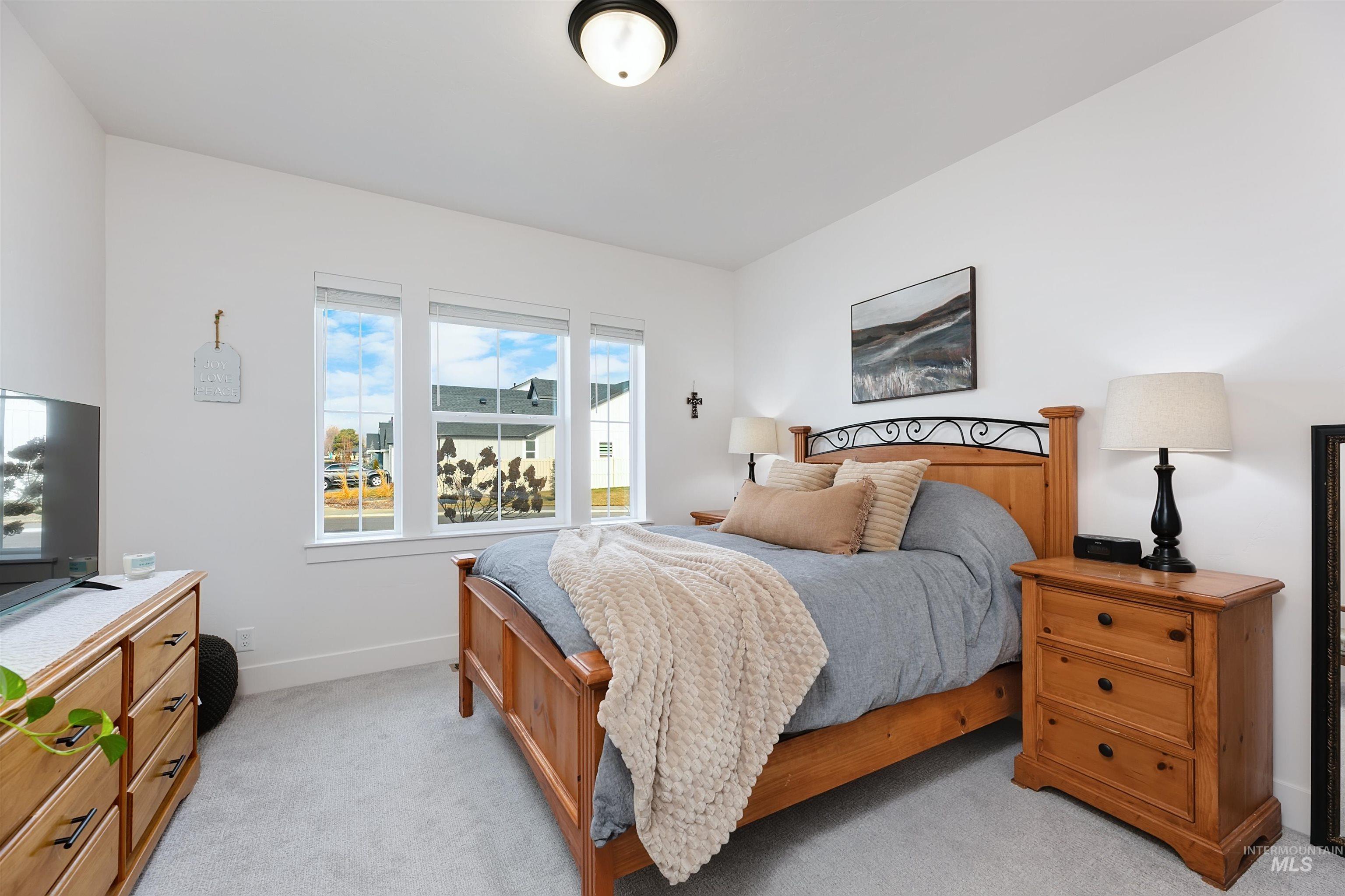 4201 E Grayson Dr., Meridian, Idaho 83642, 5 Bedrooms, 3 Bathrooms, Residential For Sale, Price $775,000,MLS 98973712