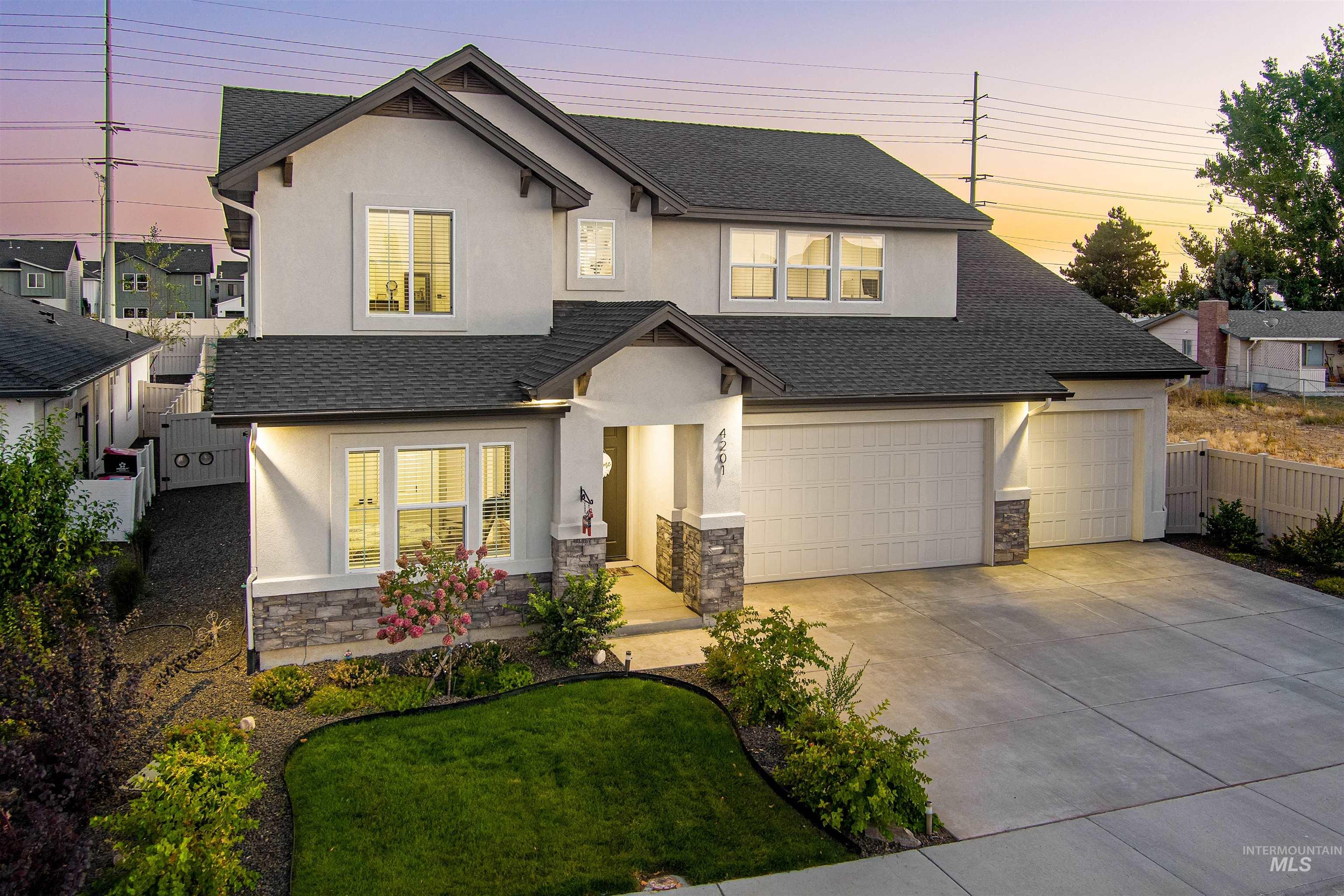 4201 E Grayson Dr., Meridian, Idaho 83642, 5 Bedrooms, 3 Bathrooms, Residential For Sale, Price $775,000,MLS 98973712