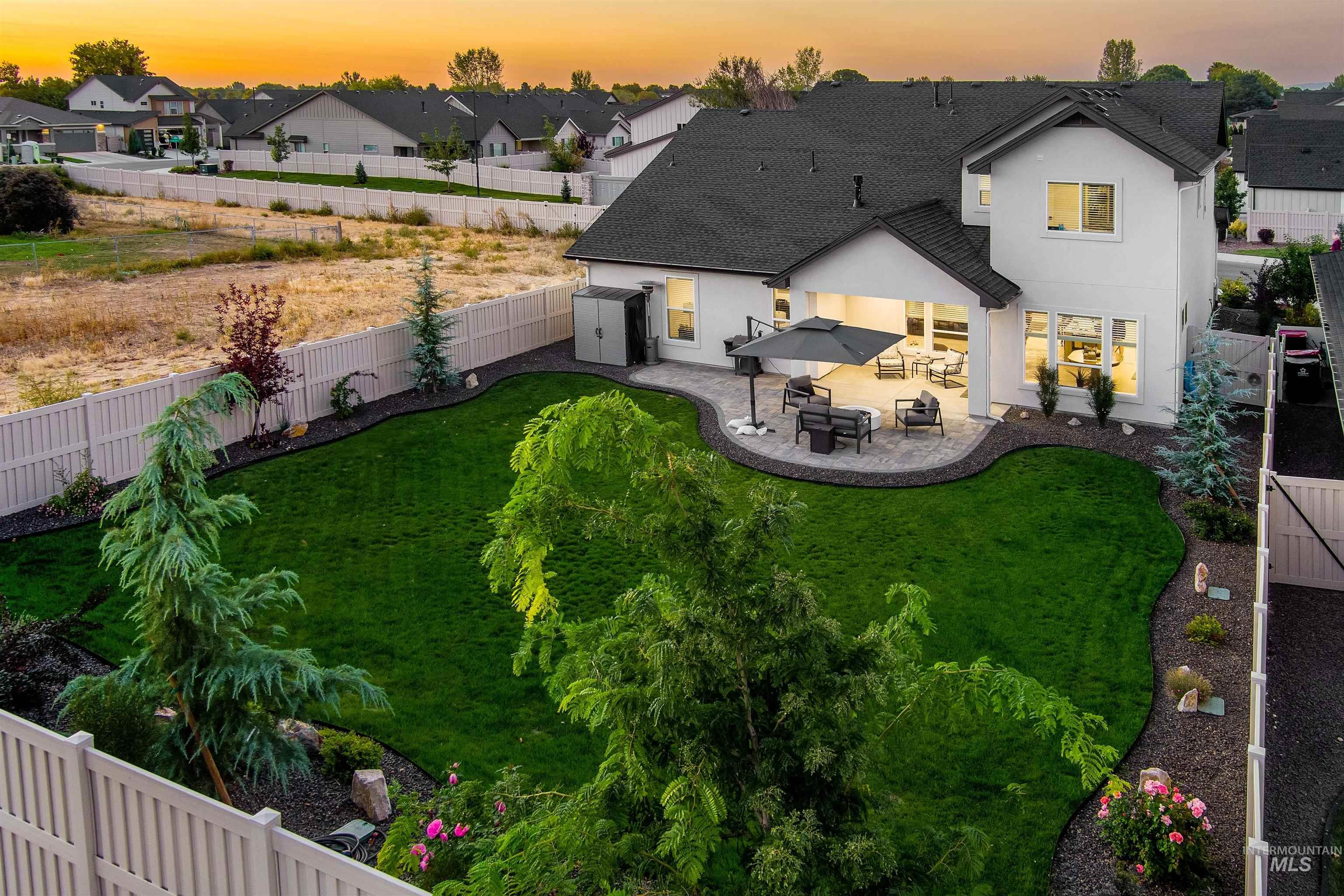 4201 E Grayson Dr., Meridian, Idaho 83642, 5 Bedrooms, 3 Bathrooms, Residential For Sale, Price $775,000,MLS 98973712