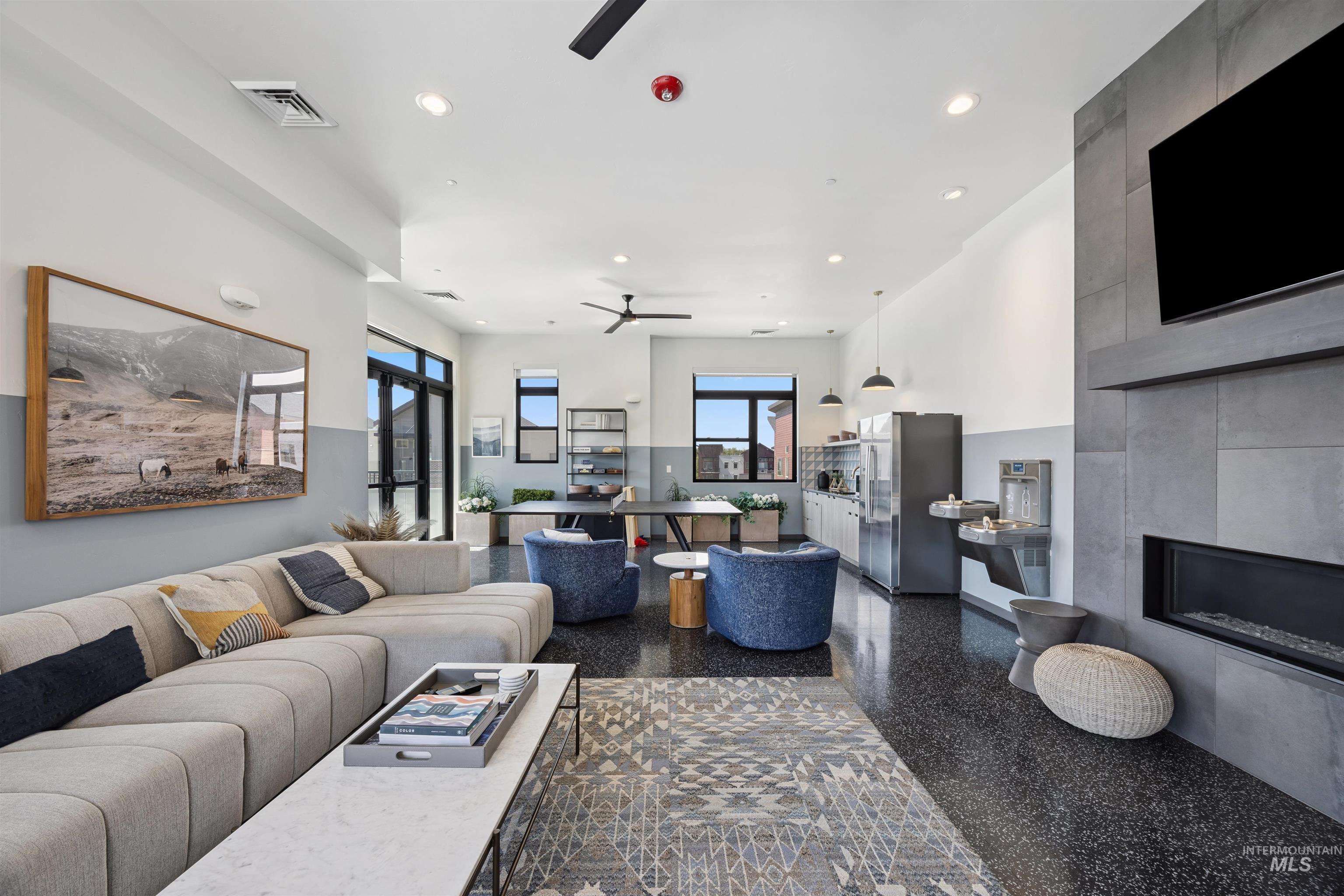 3850 E Haystack St., Boise, Idaho 83716-5885, 2 Bedrooms, 2 Bathrooms, Residential For Sale, Price $429,900, 98973713