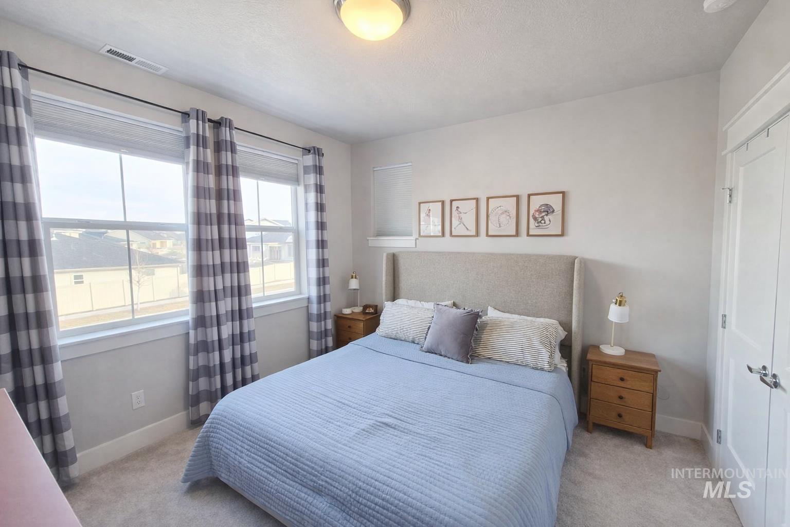 11513 W Soaring Hawk st., Star, Idaho 83669, 5 Bedrooms, 3.5 Bathrooms, Residential For Sale, Price $749,000,MLS 98973716