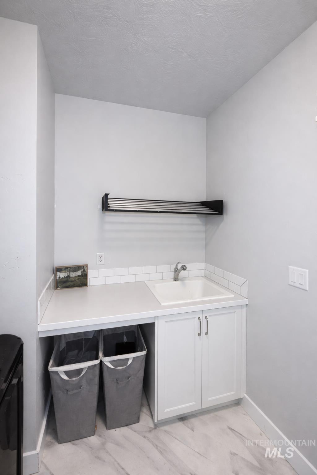 11513 W Soaring Hawk st., Star, Idaho 83669, 5 Bedrooms, 3.5 Bathrooms, Residential For Sale, Price $749,000,MLS 98973716